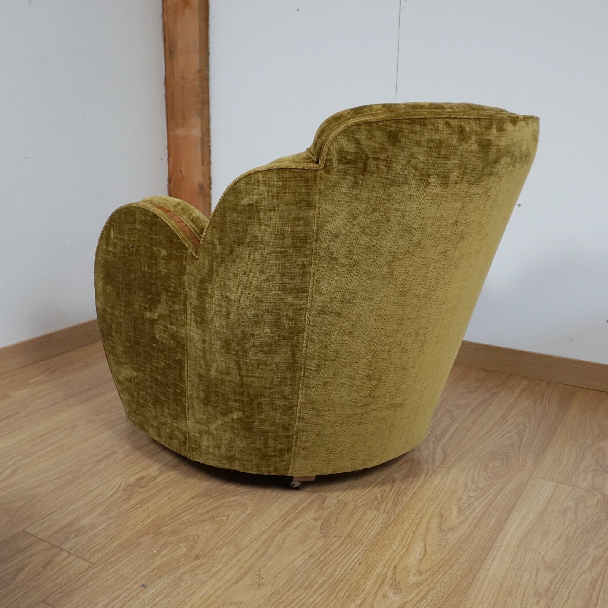 Vintage Art Deco Cloud Lounge Armchairs - Markies Antiques 