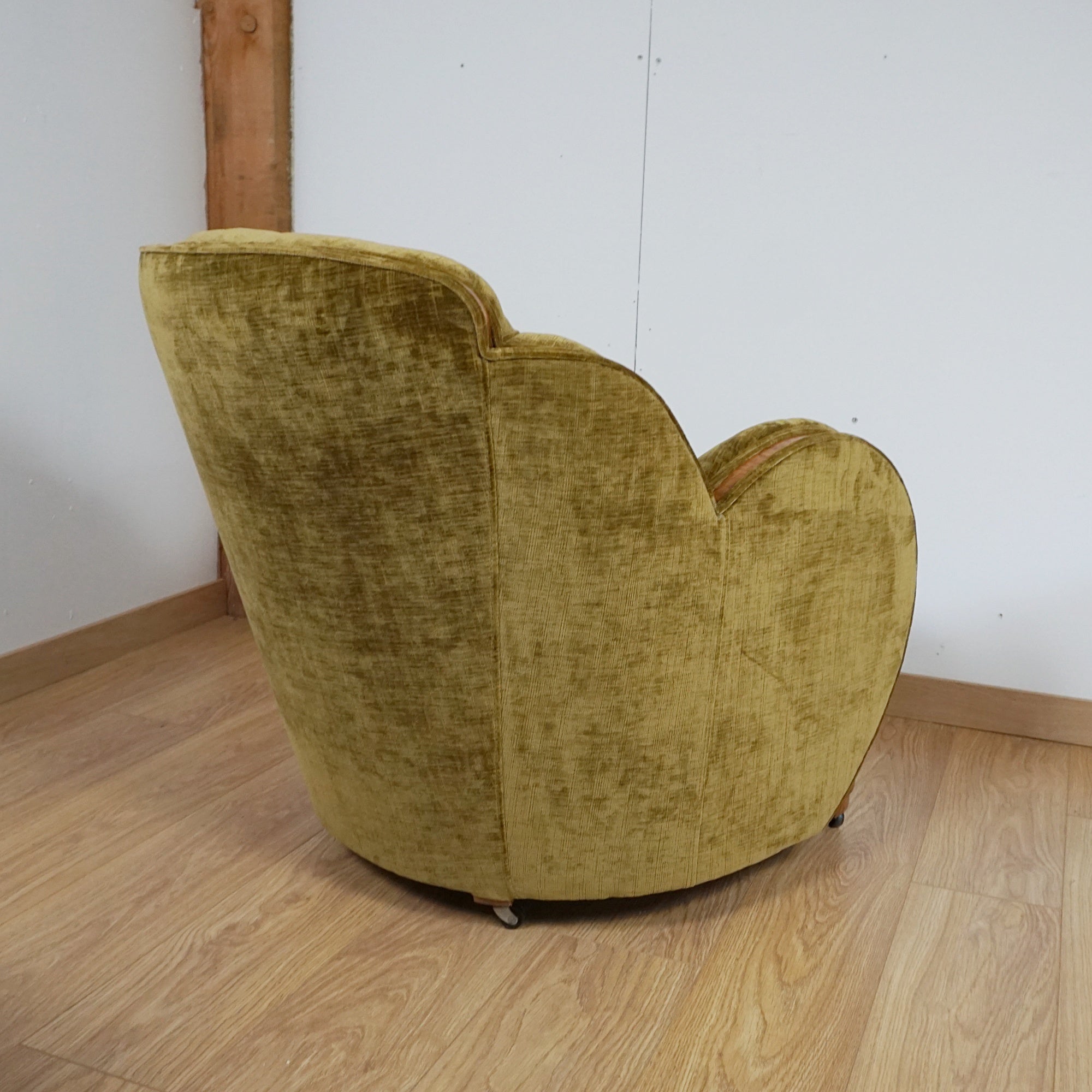 Vintage Art Deco Cloud Lounge Armchairs - Markies Antiques 