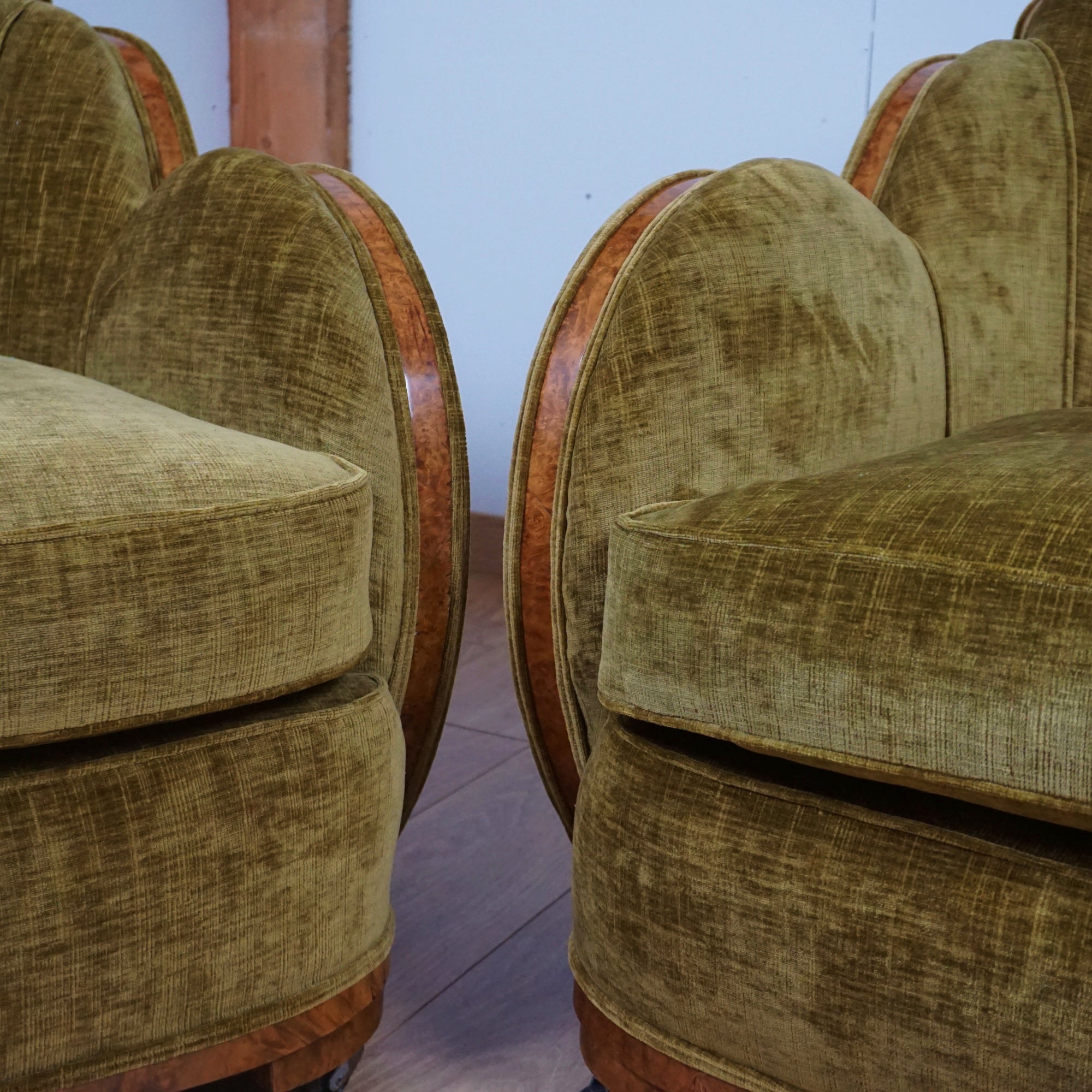 Vintage Art Deco Cloud Lounge Armchairs - Markies Antiques 