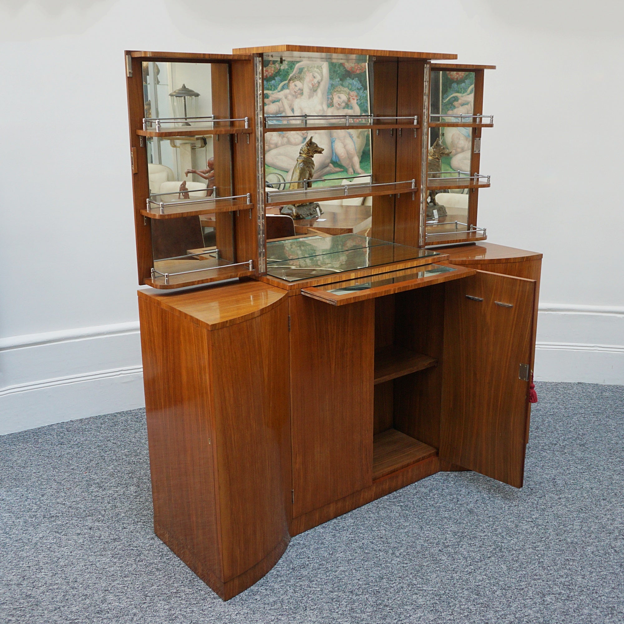 Original Art Deco Figured Walnut Cocktail / Drinks Cabinet - Jeroen Markies Art Deco