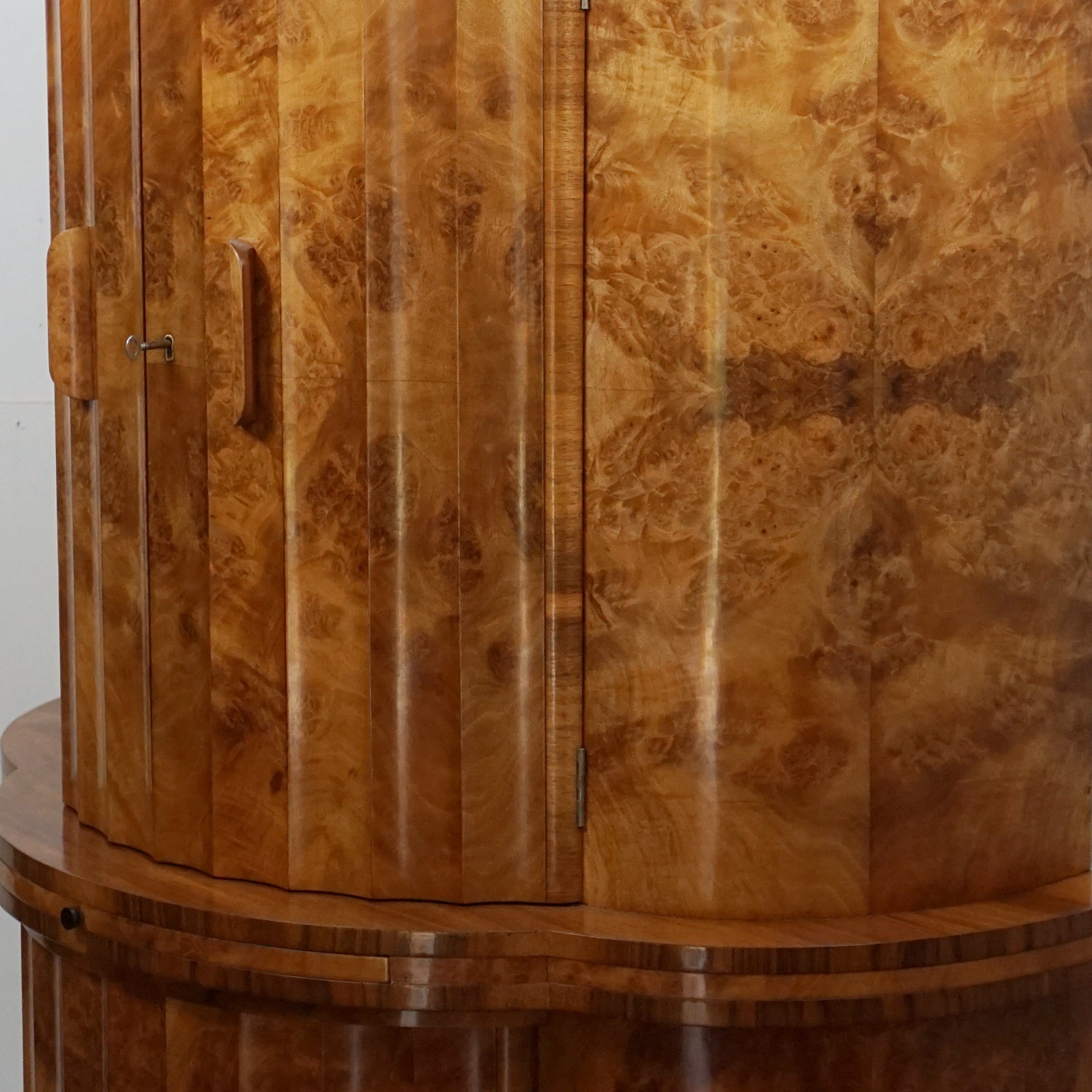 Burr Walnut Cocktail Cabinet - Original Art Deco Cocktail Bar - Markies Antiques 