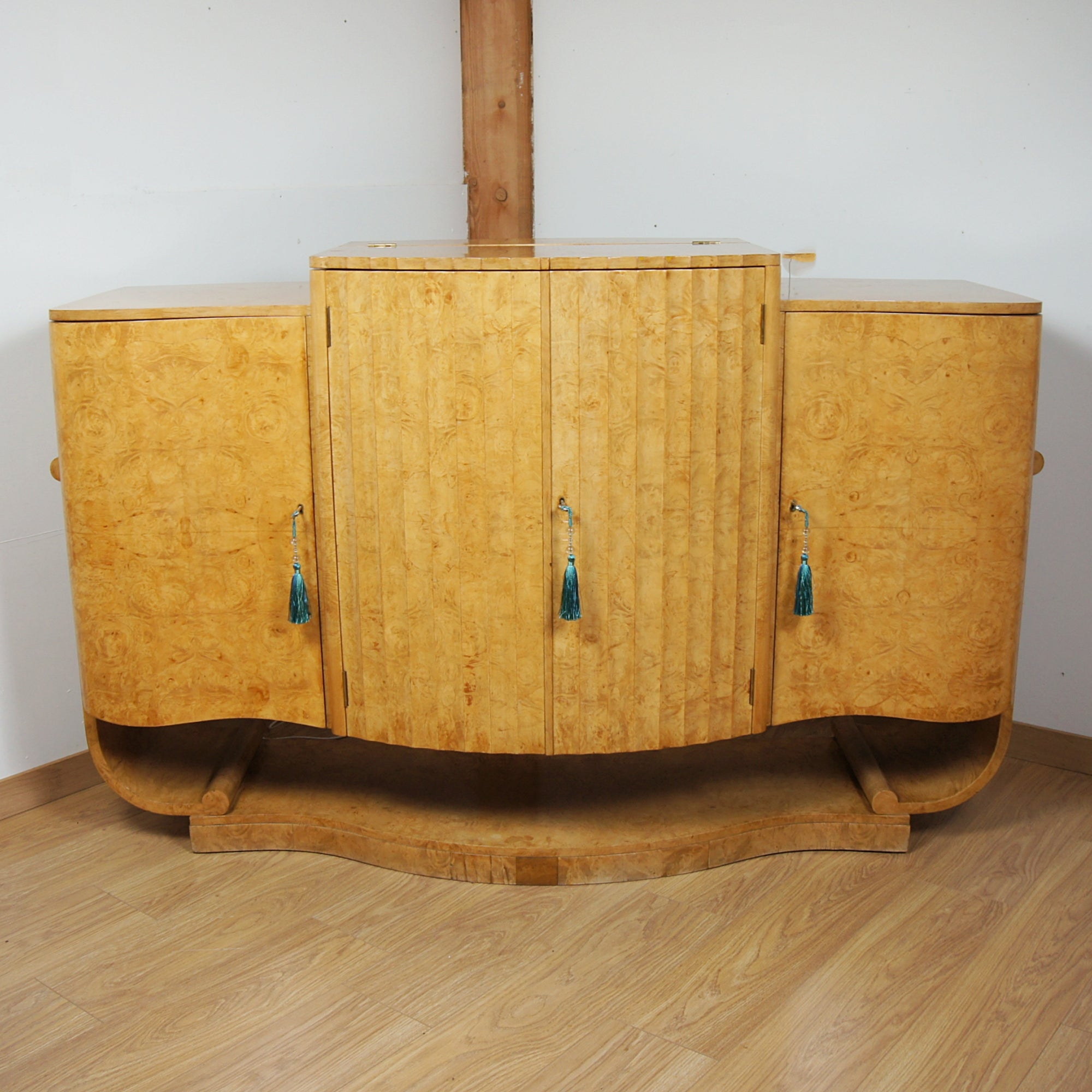 Art Deco Burr Walnut Cocktail Sidebord by Epstein Bros.
