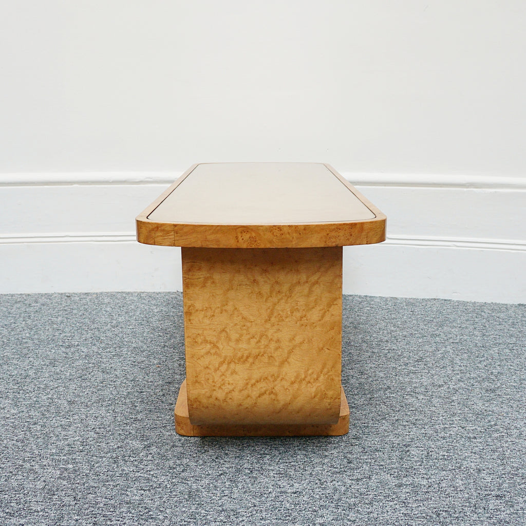 Art Deco Birdseye Maple coffee table. 1930s Coffee table. Harry & Lou Epstein - Jeroen Markies Art Deco