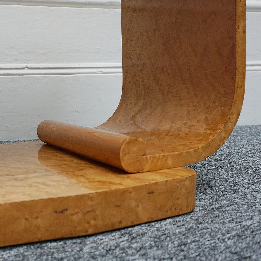 Art Deco Birdseye Maple coffee table. 1930s Coffee table. Harry & Lou Epstein - Jeroen Markies Art Deco