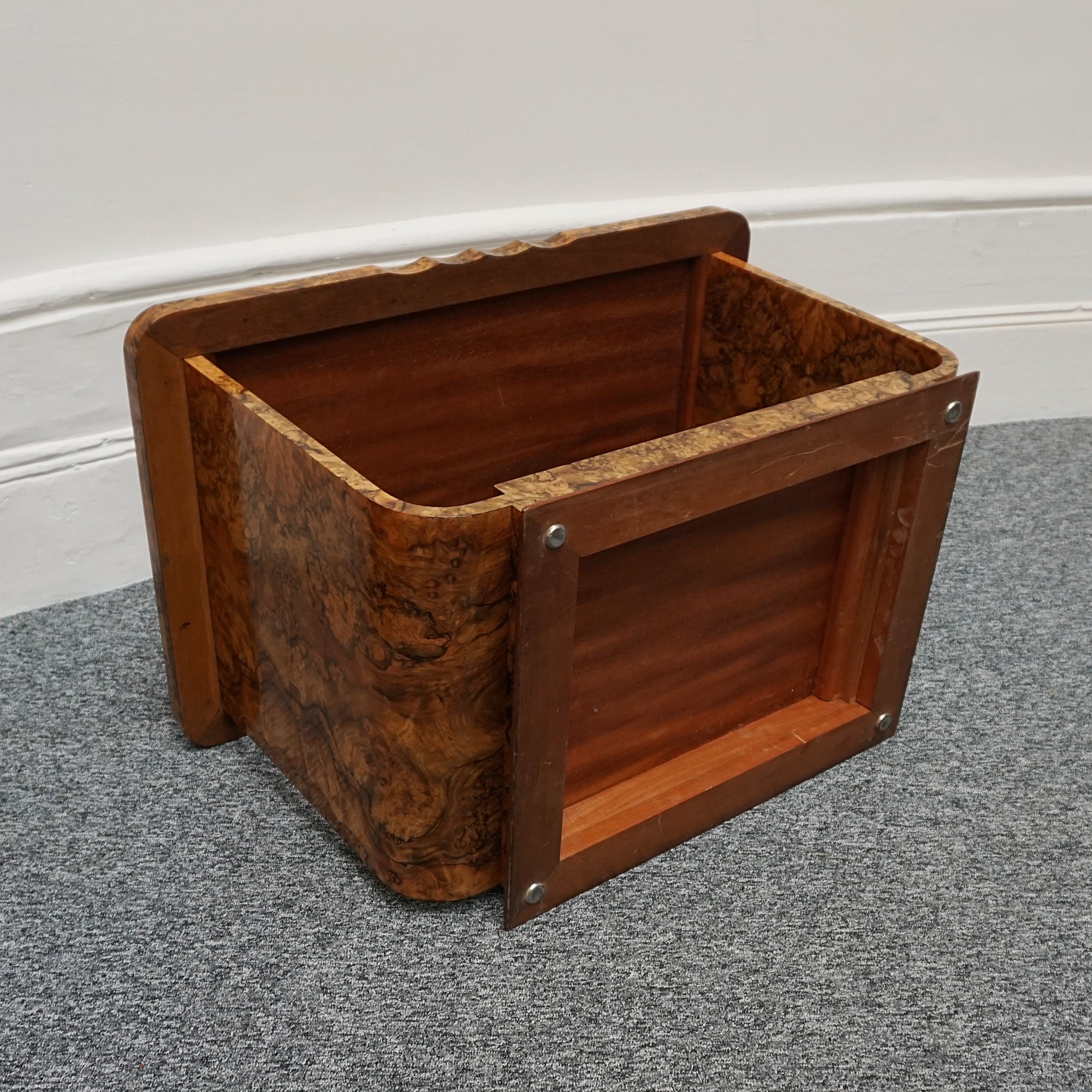 Vintage Art Deco Burr Walnut Coffee Table - Jeroen Markies Art Deco