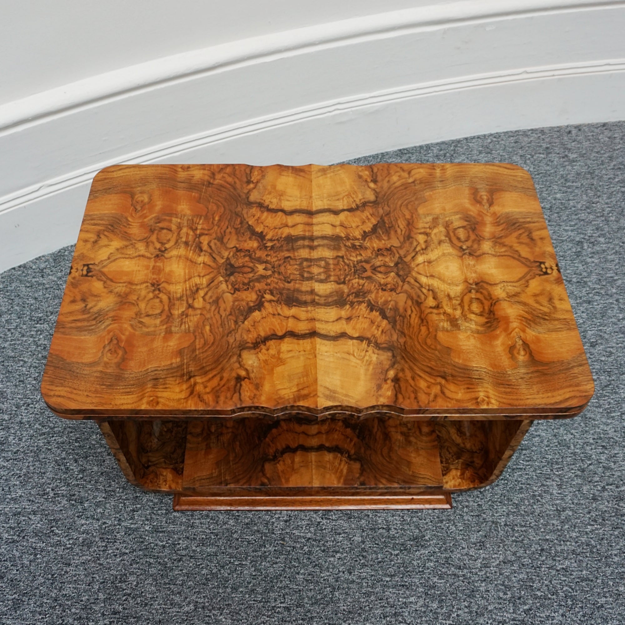 Vintage Art Deco Burr Walnut Coffee Table - Jeroen Markies Art Deco