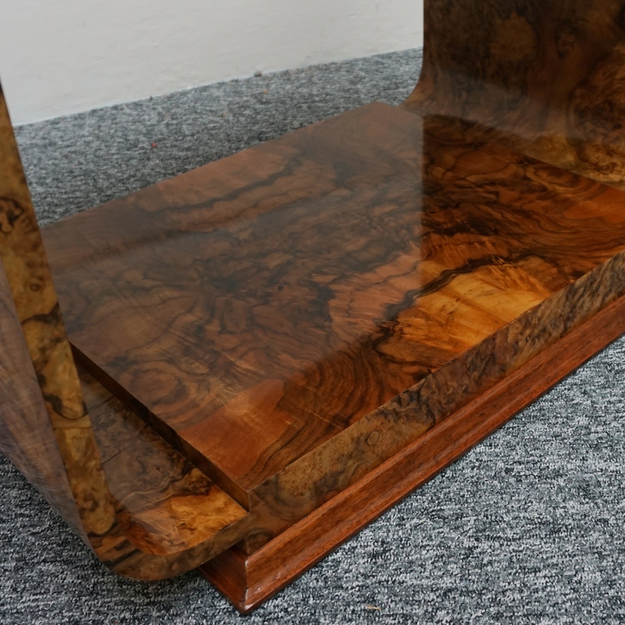 Vintage Art Deco Burr Walnut Coffee Table - Jeroen Markies Art Deco