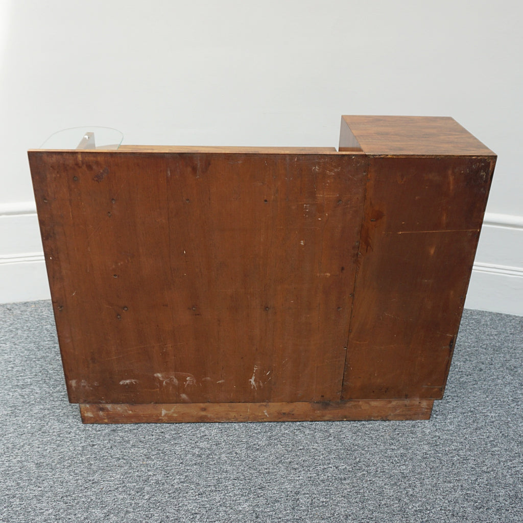 An ARt Deco Modernist Cabinet with sliding glass doors - Jeroen Markies Art Deco