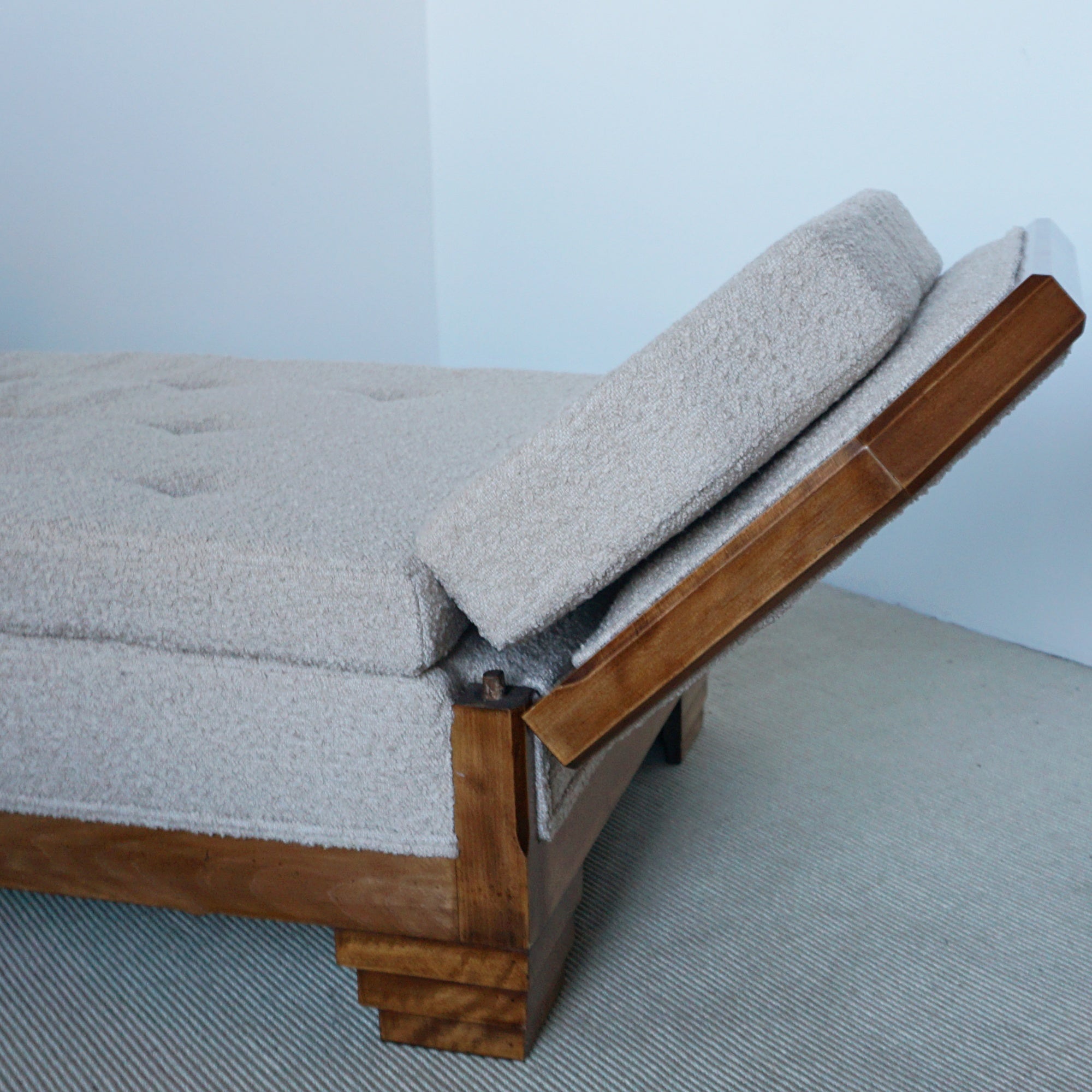 French Art Deco Walnut Daybed - Jeroen Markies Art Deco