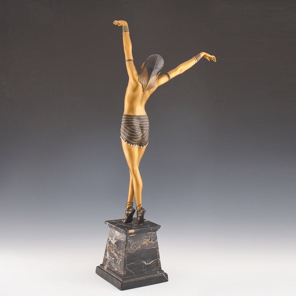 Egyptian Dancer - A cold painted bronze study by Demetre Chiparus. Jeroen Markies Art Deco