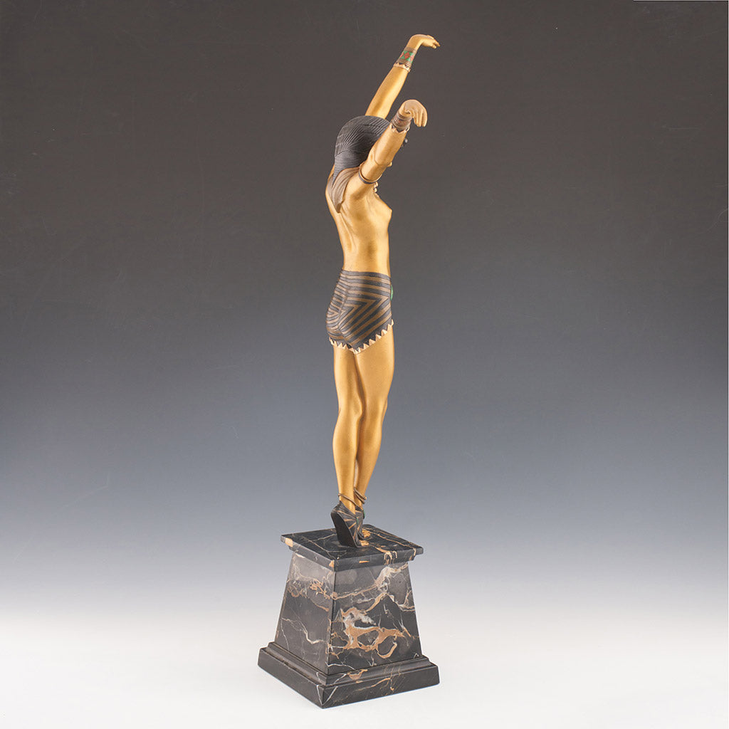 Egyptian Dancer - A cold painted bronze study by Demetre Chiparus. Jeroen Markies Art Deco
