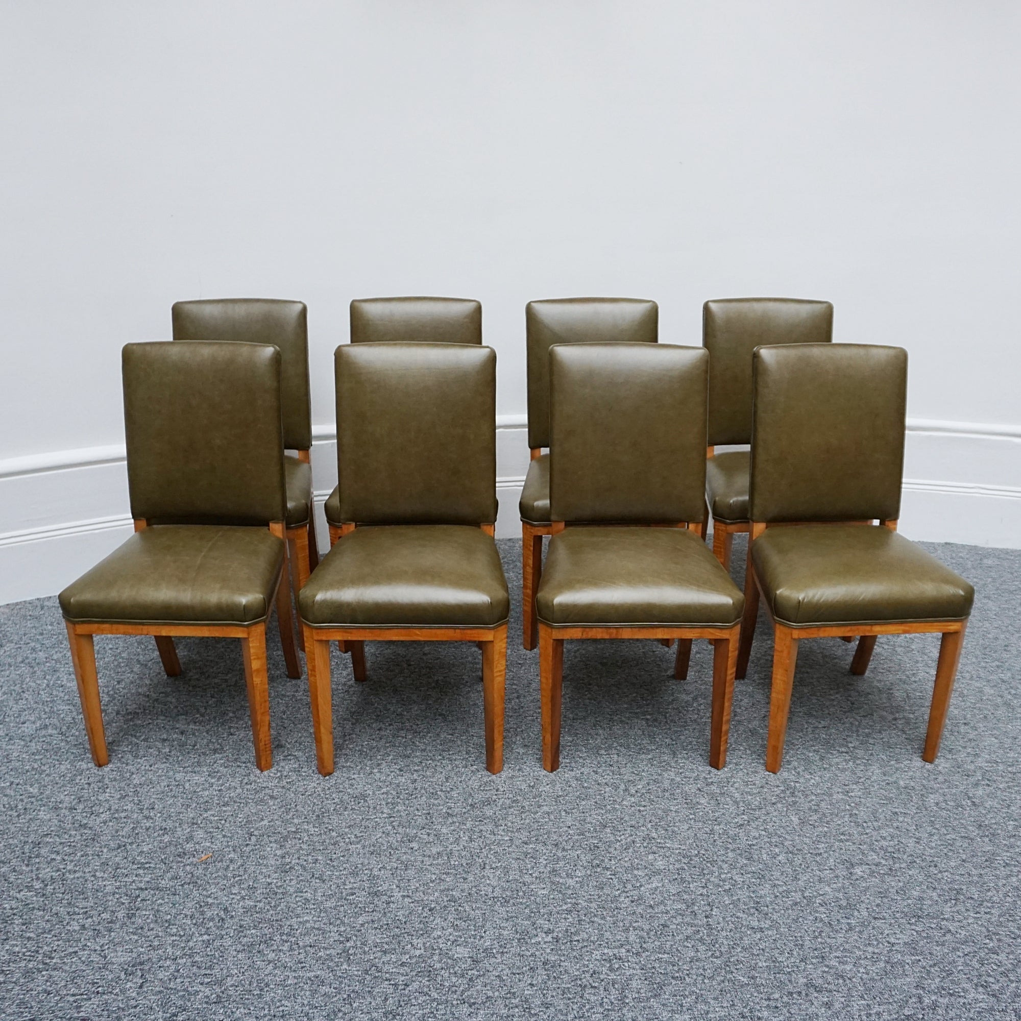Vintage Art Deco Ten Seater Waring & Gillow Satinwood and Green Leather Dining Suite - Art Deco Dining Table and Ten Chairs - Jeroen Markies Art Deco