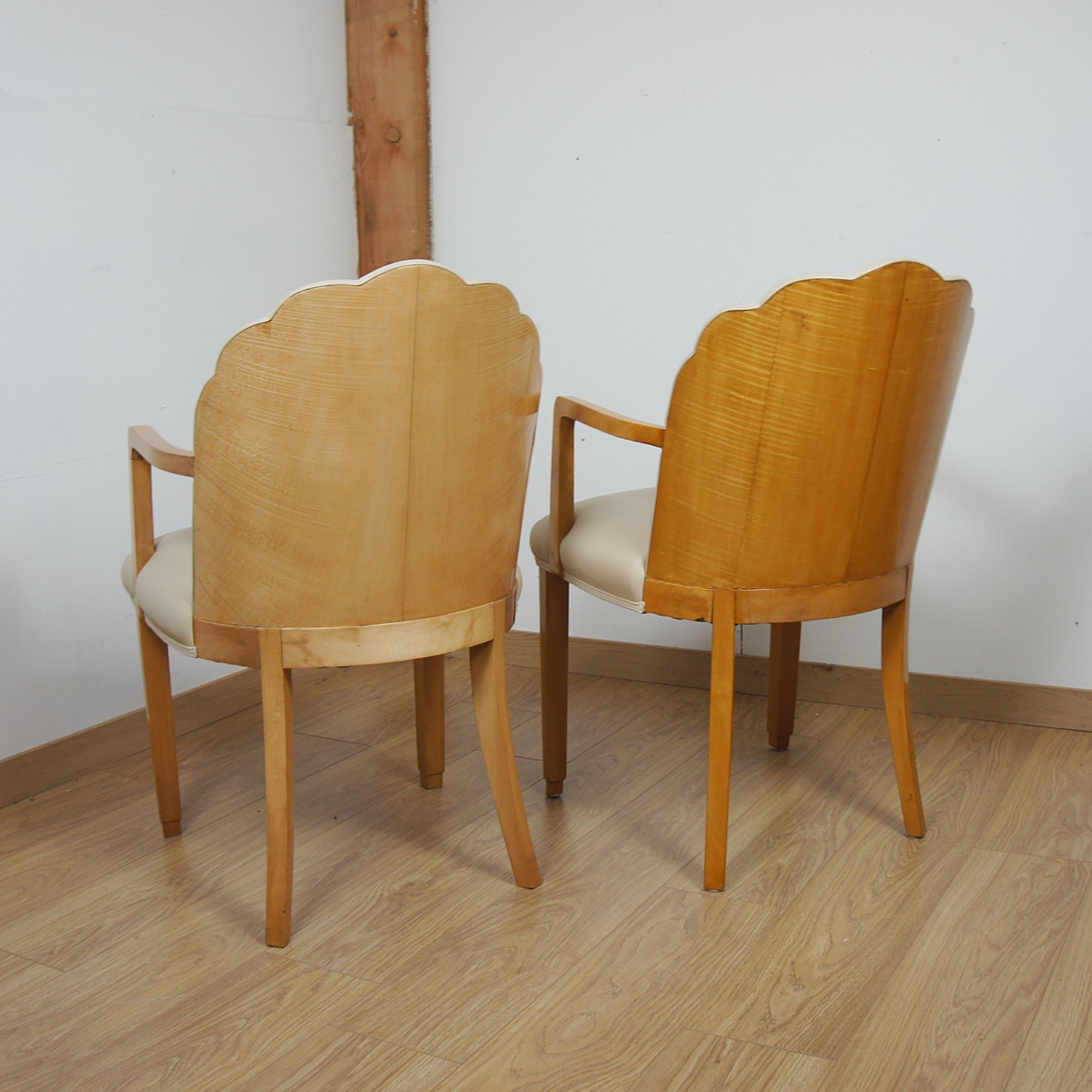 Art Deco Eight Seater Dining Suite by Hille of London