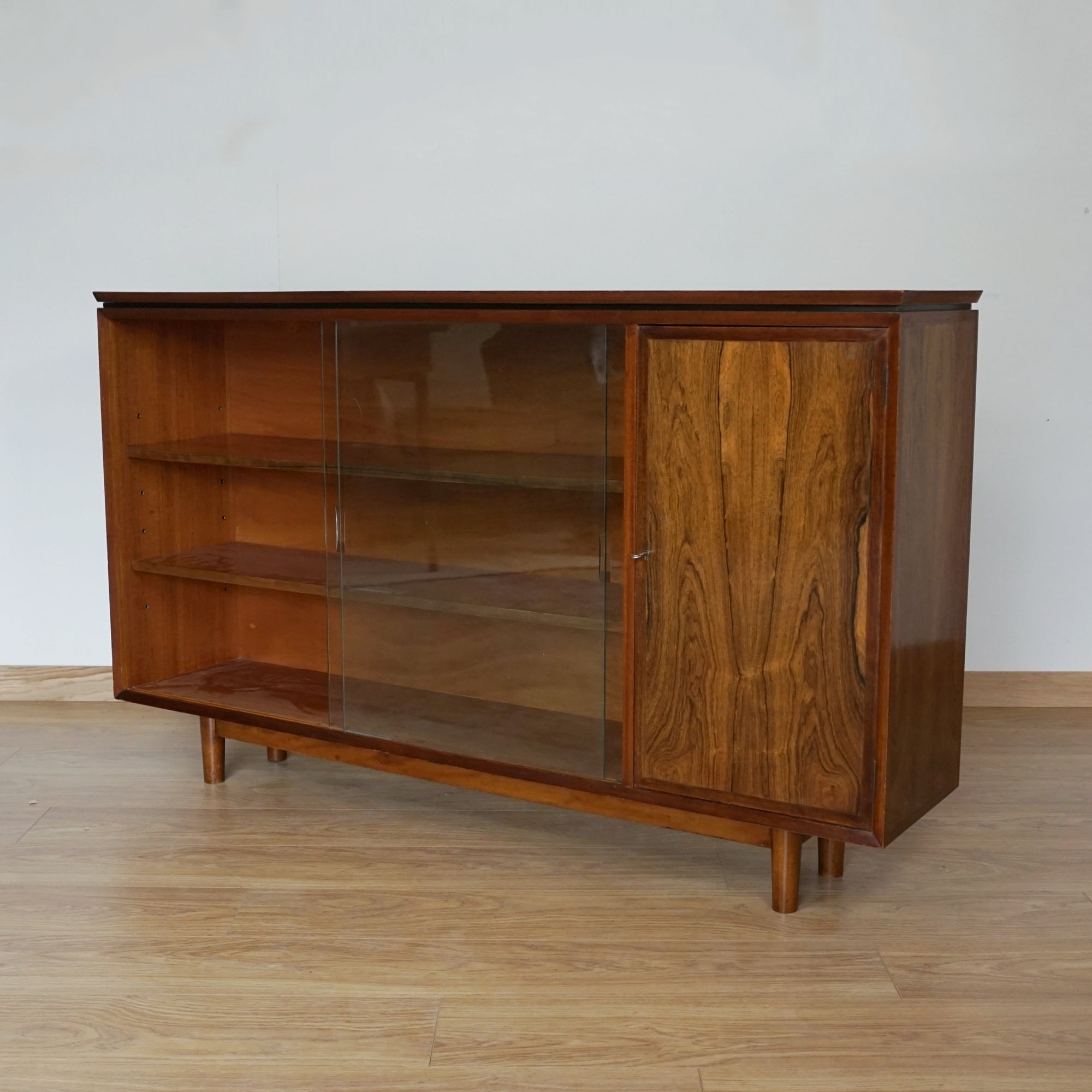 Display Cabinet