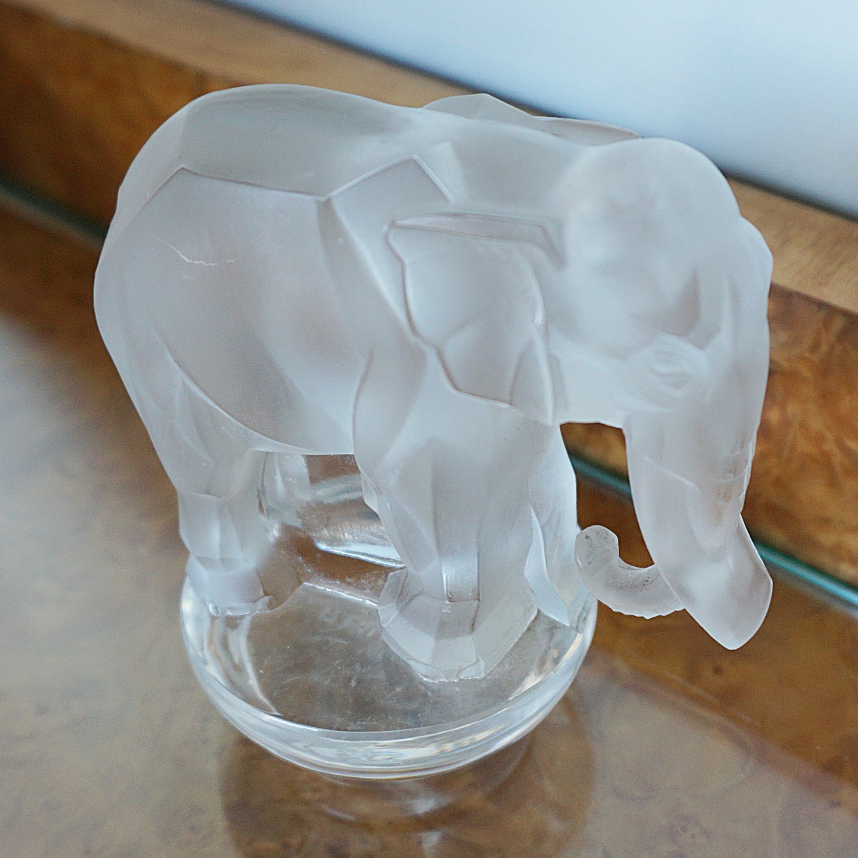Toby Elephant by Rene Lalique - Art Deco Glass Paperweight - Jeroen Markies Art Deco