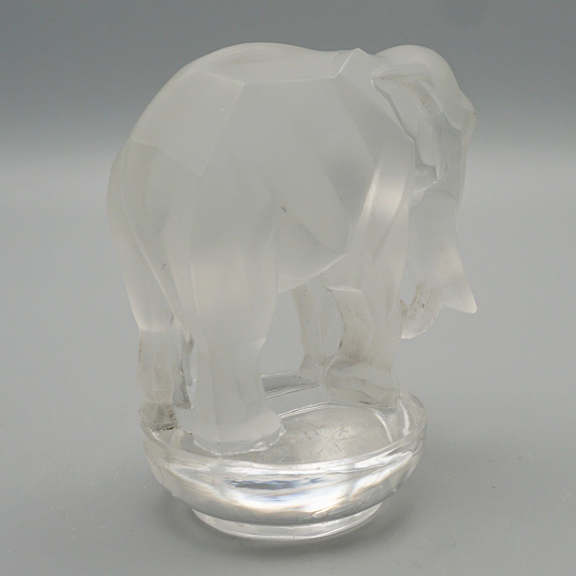 Toby Elephant by Rene Lalique - Art Deco Glass Paperweight - Jeroen Markies Art Deco