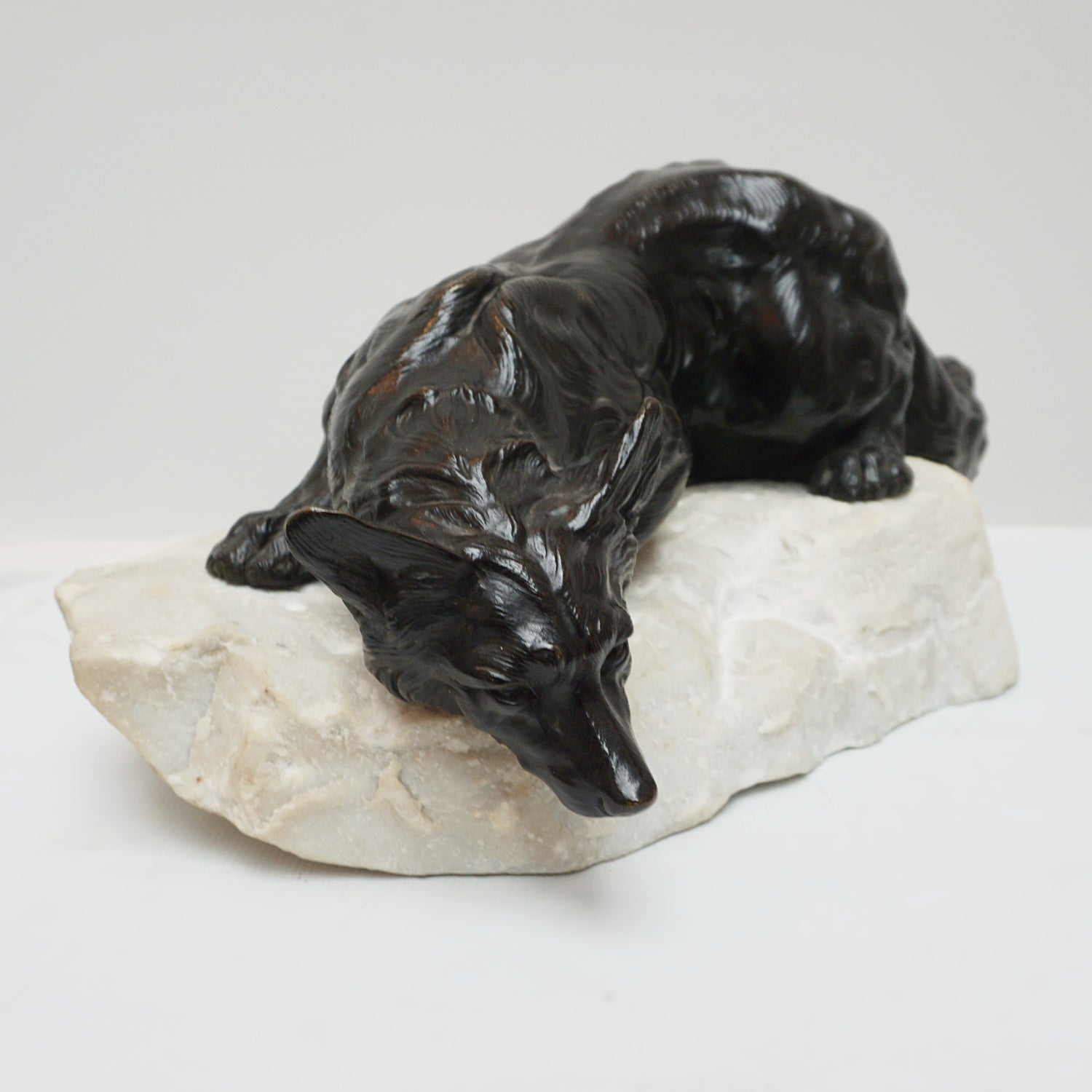 Bronze sculpture of a fox by Bartelier - Jeroen Markies Art Deco