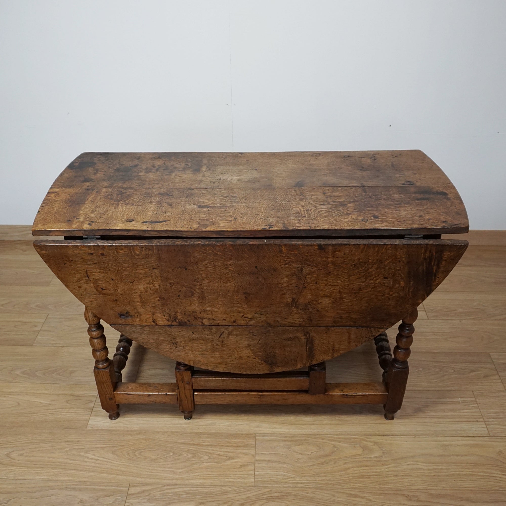 Stunning Late 17th Century Charles II Solid Oak Gateleg Table - Jeroen Markies Art Deco