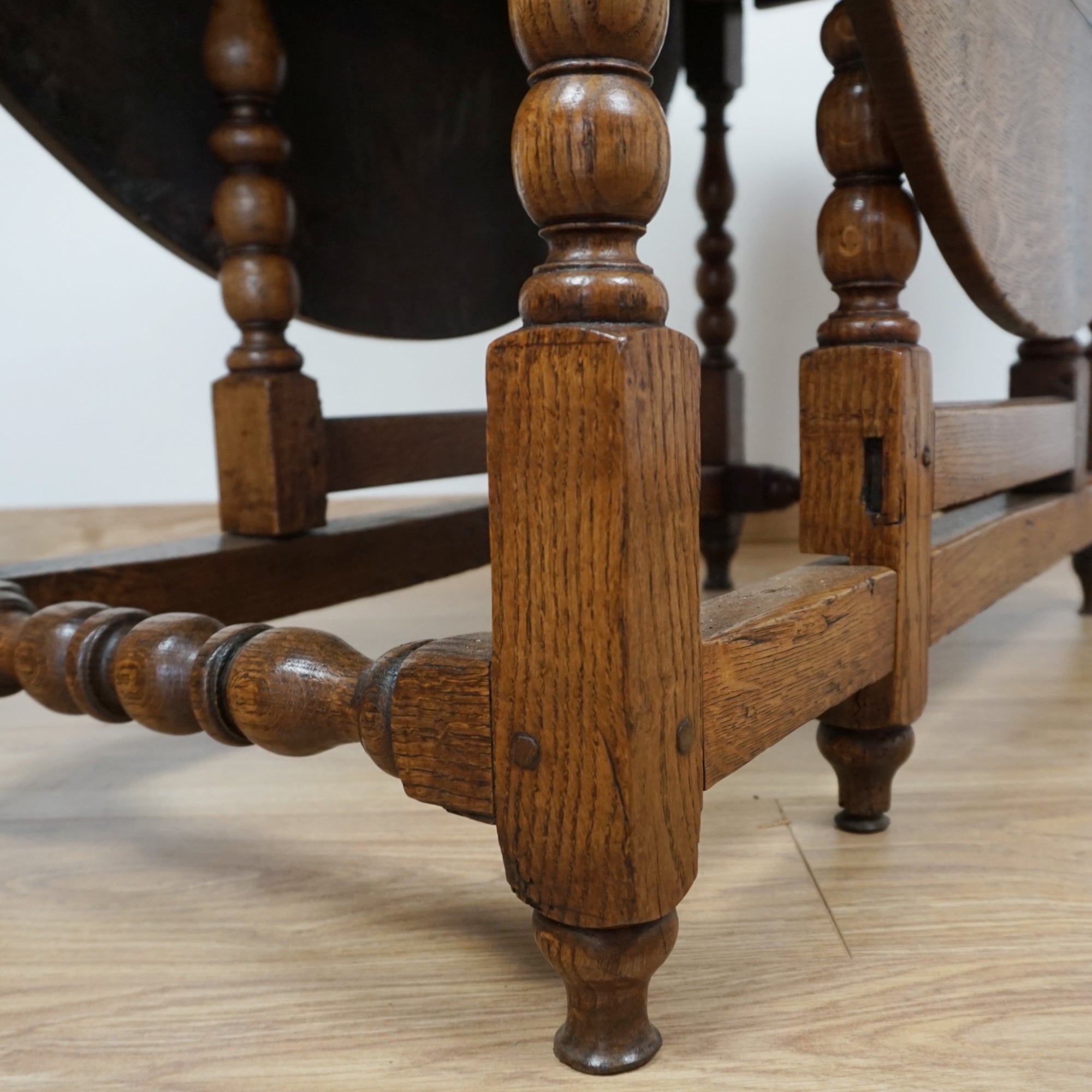 Stunning Late 17th Century Charles II Solid Oak Gateleg Table - Jeroen Markies Art Deco