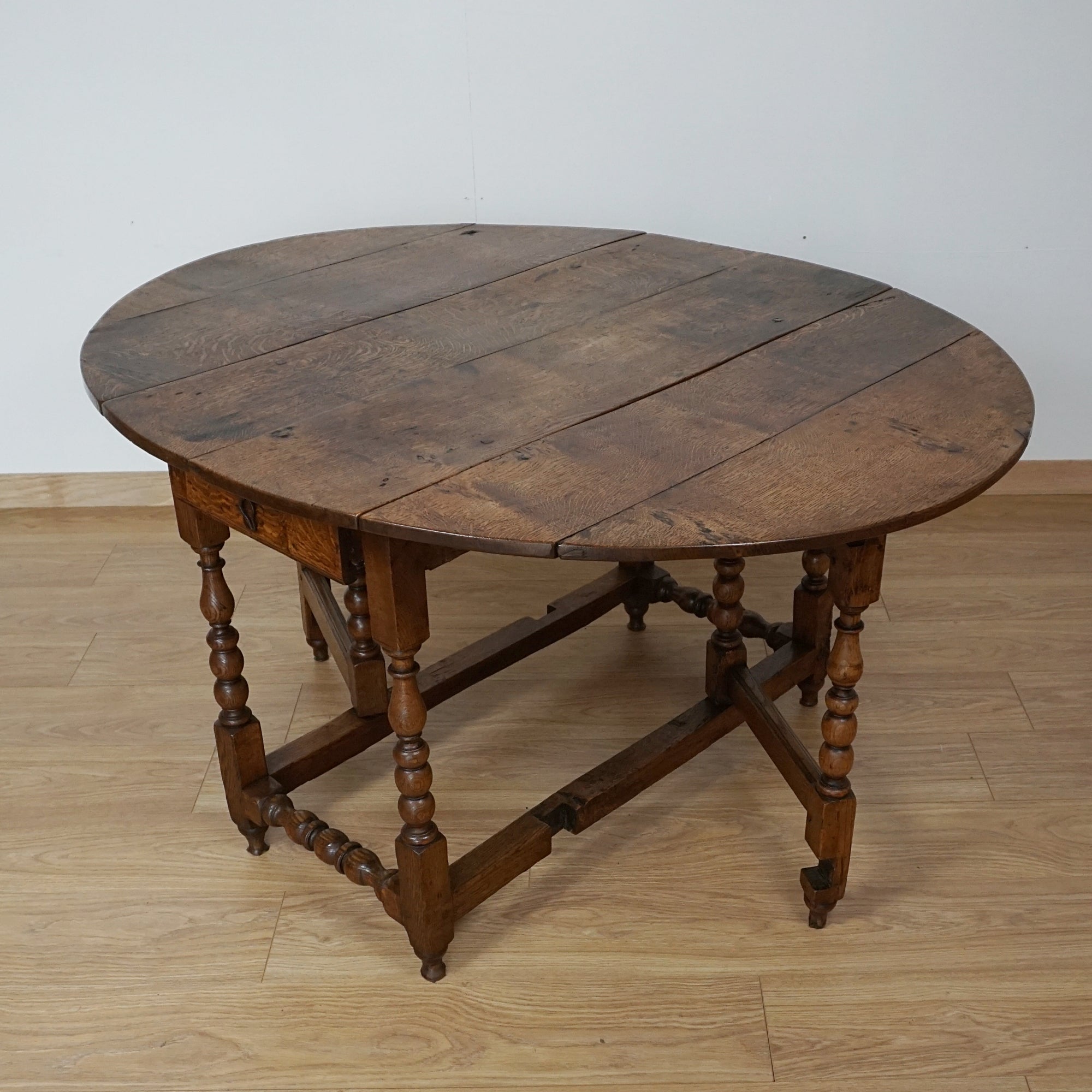 Stunning Late 17th Century Charles II Solid Oak Gateleg Table - Jeroen Markies Art Deco