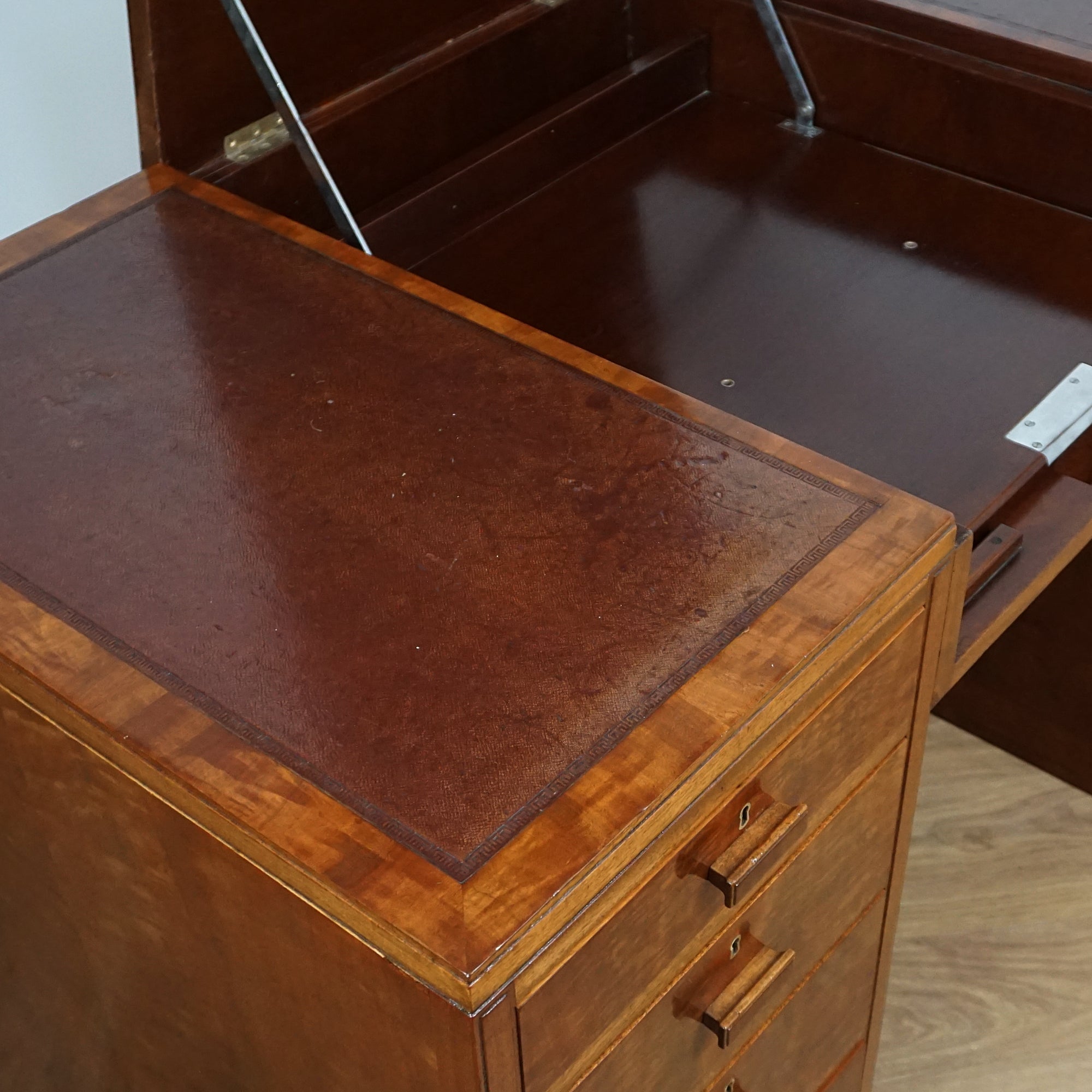 Heal's of London Art Deco Desk - Markies Antiques 
