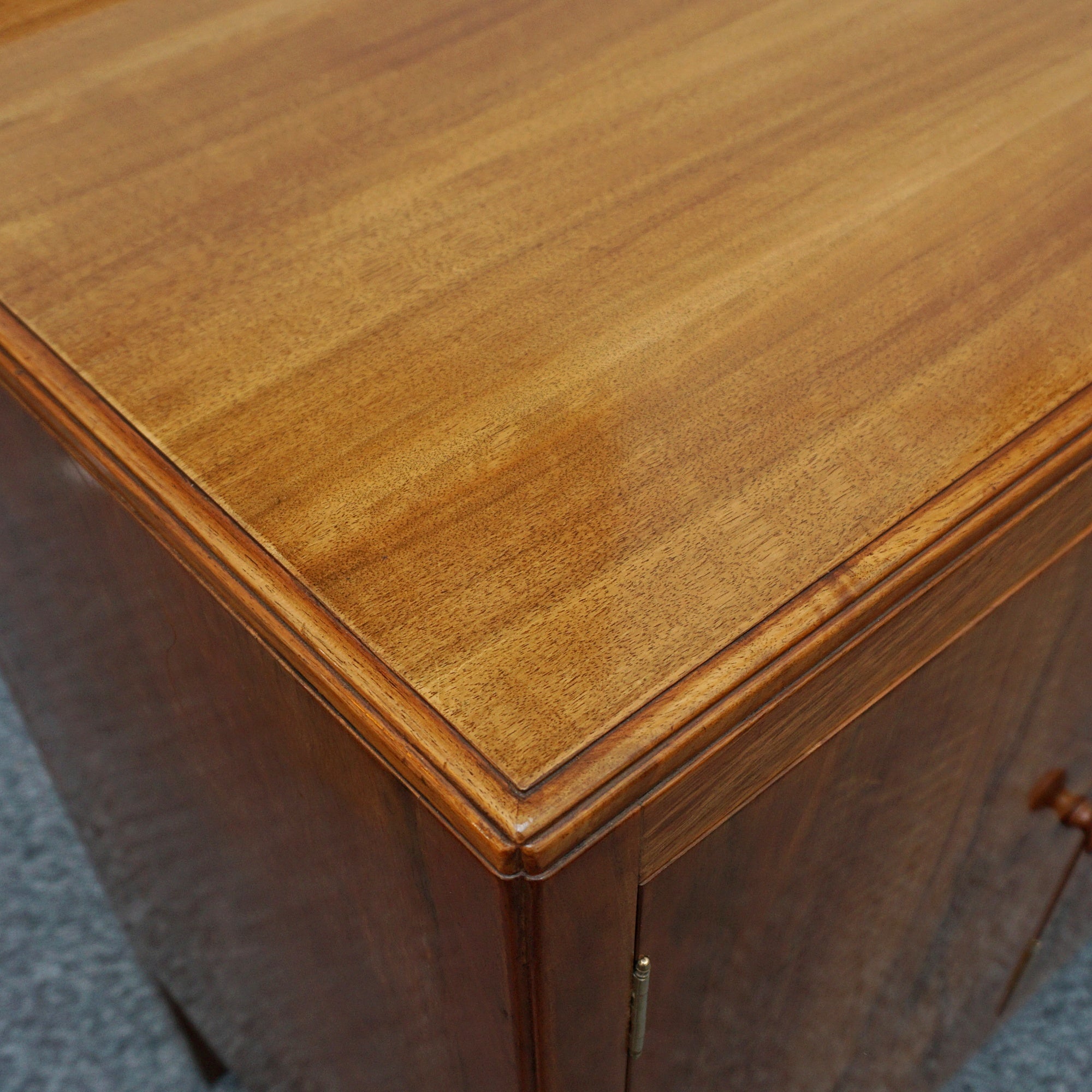 Art Deco Sideboard by Heal's Burr Walnut - Jeroen Markies Art Deco