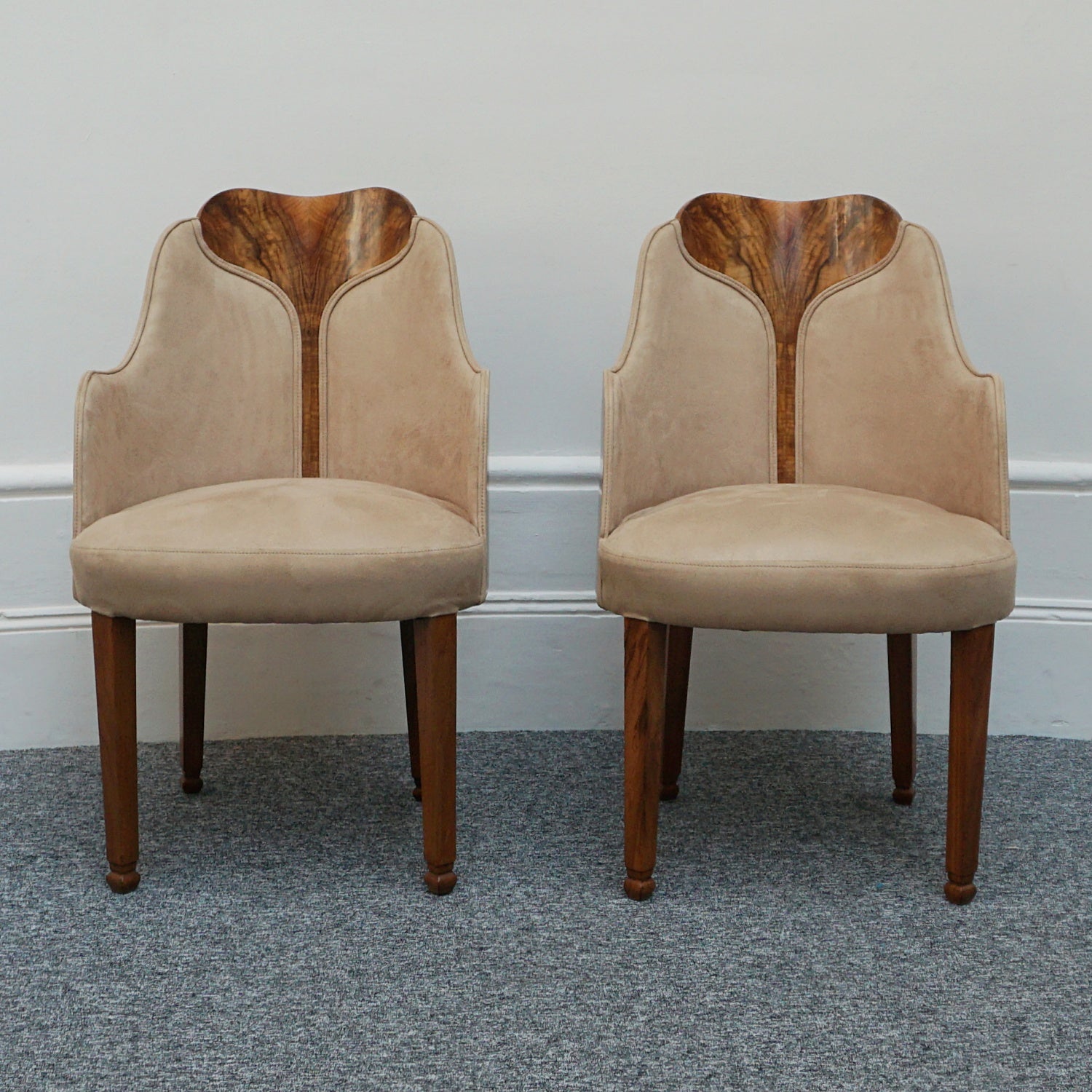 Art Deco Eight Seater Extendable Dining Suite by Heal's of London, Burr Walnut - Jeroen Markies Art Deco