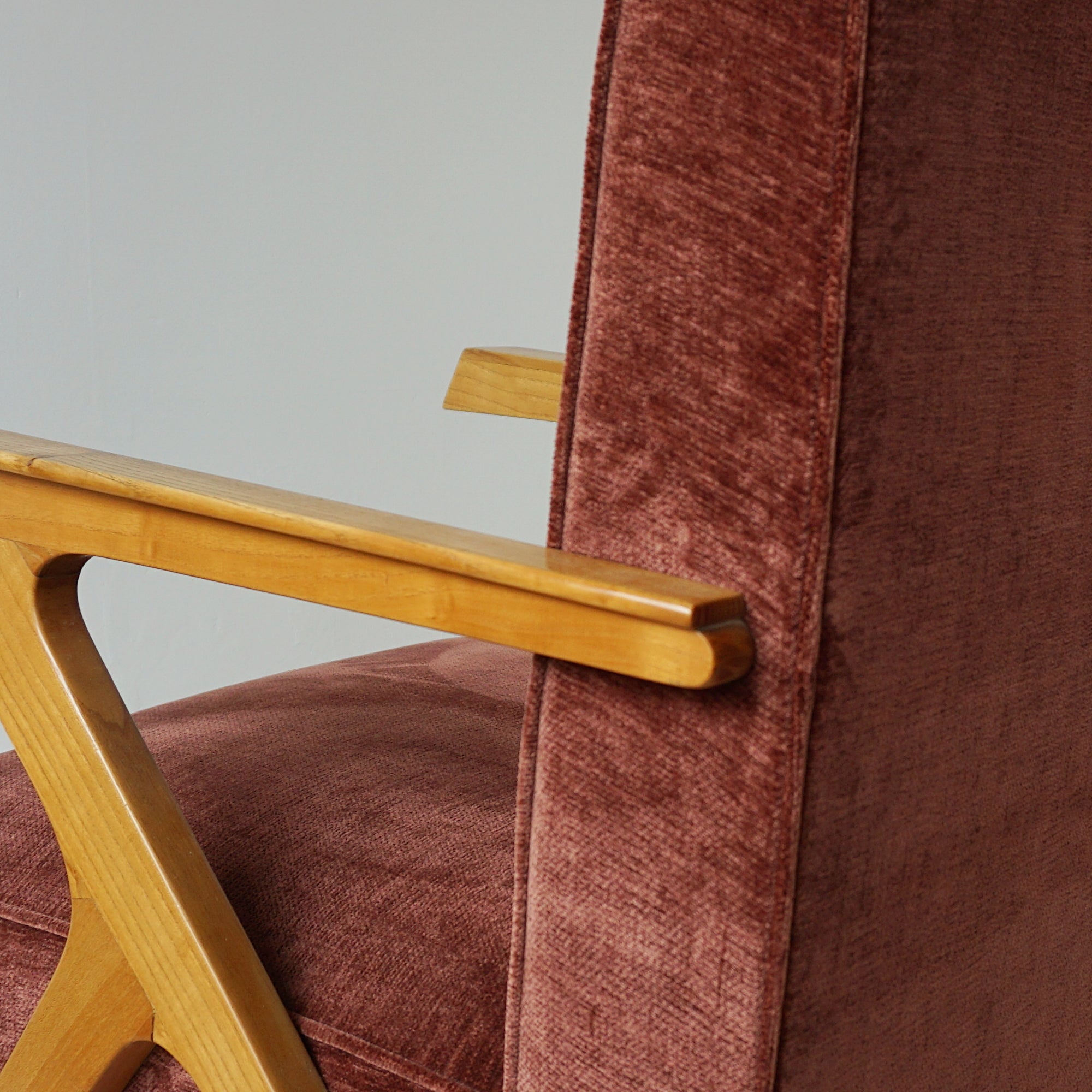 Antonio Gorgone Mid-Century Italian Armchairs - Jeroen Markies Art Deco