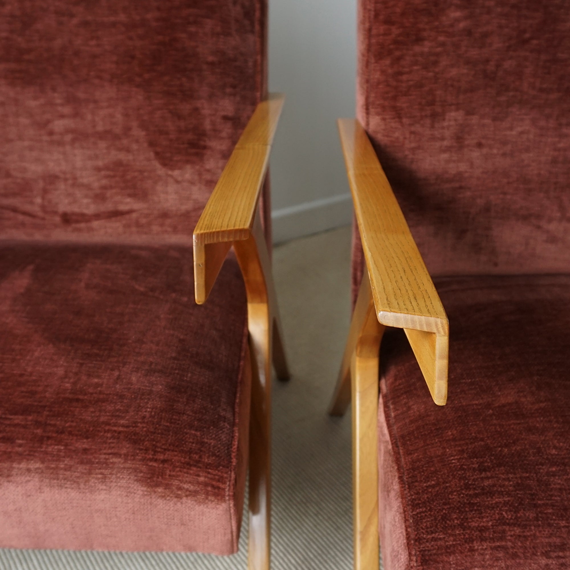 Antonio Gorgone Mid-Century Italian Armchairs - Jeroen Markies Art Deco