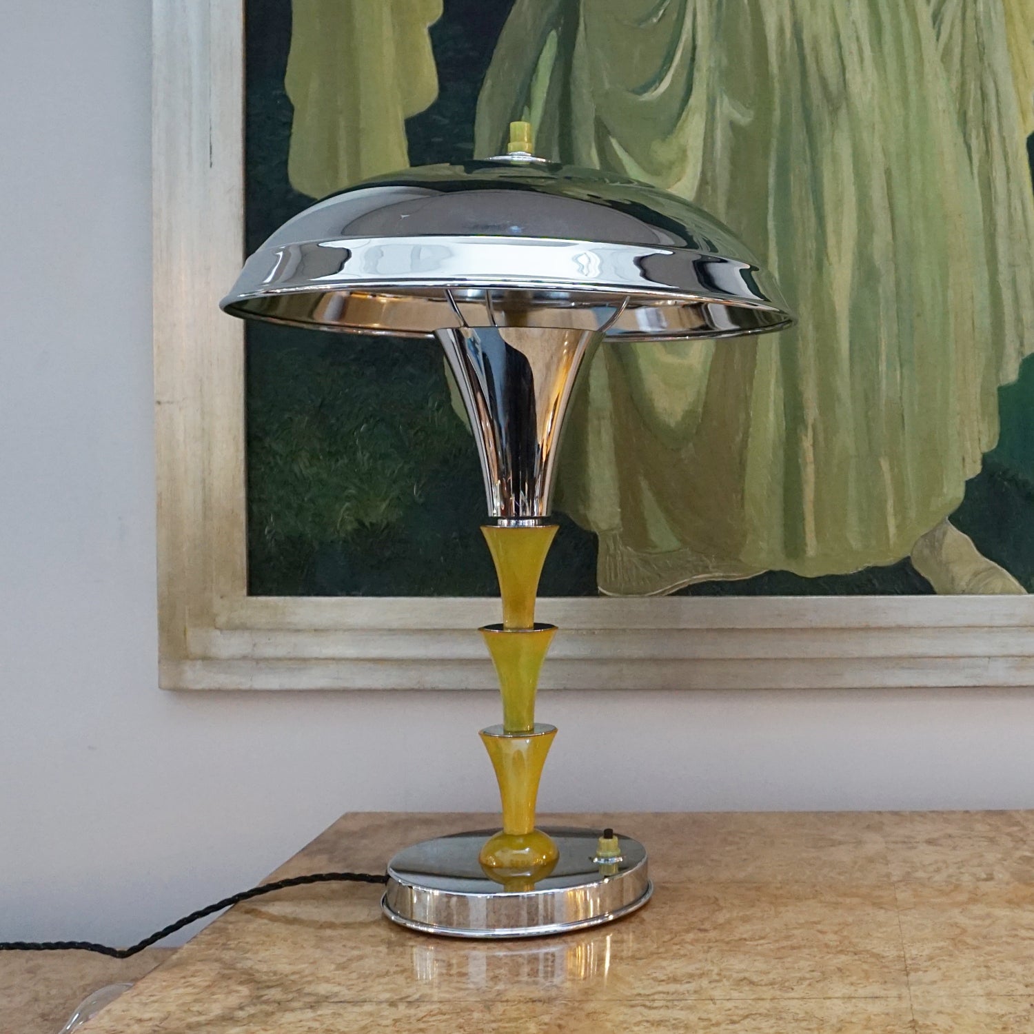 Art Deco Lamp - Jeroen Markies Art DecoArt Deco Lamp, mottled yellow and green bakelite fluted stem - Jeroen Markies Art Deco
