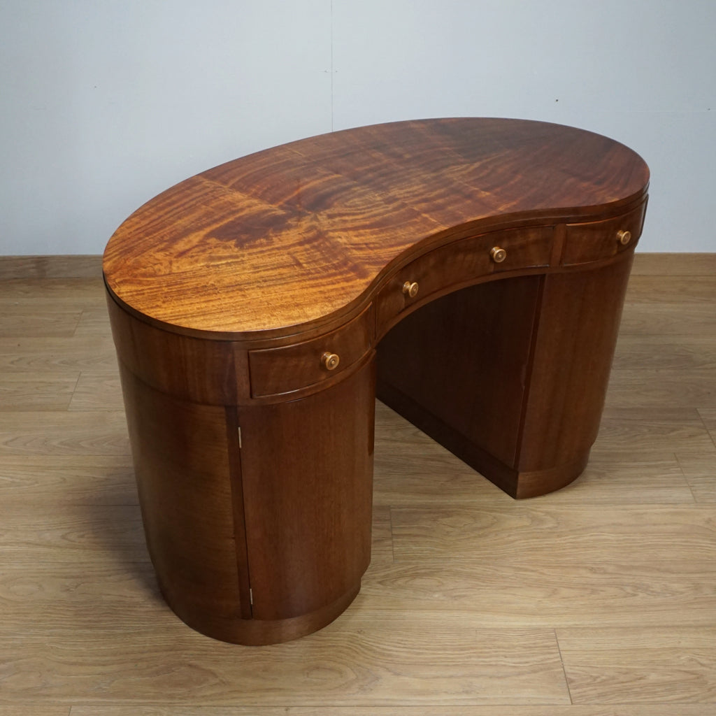 Kidney Desk