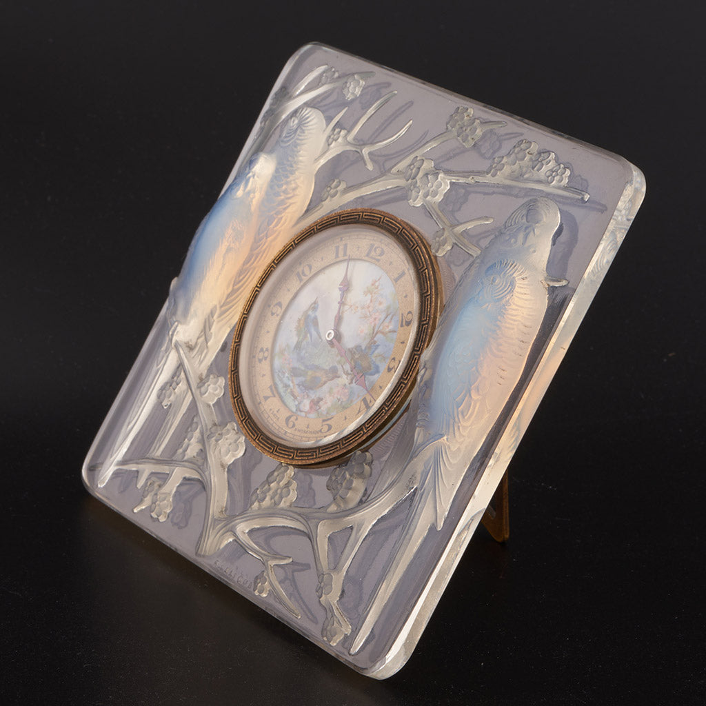 Rene Lalique Art Deco Oplalescent Glass Clock 'Inseperables' - Jeroen Markies Art Deco