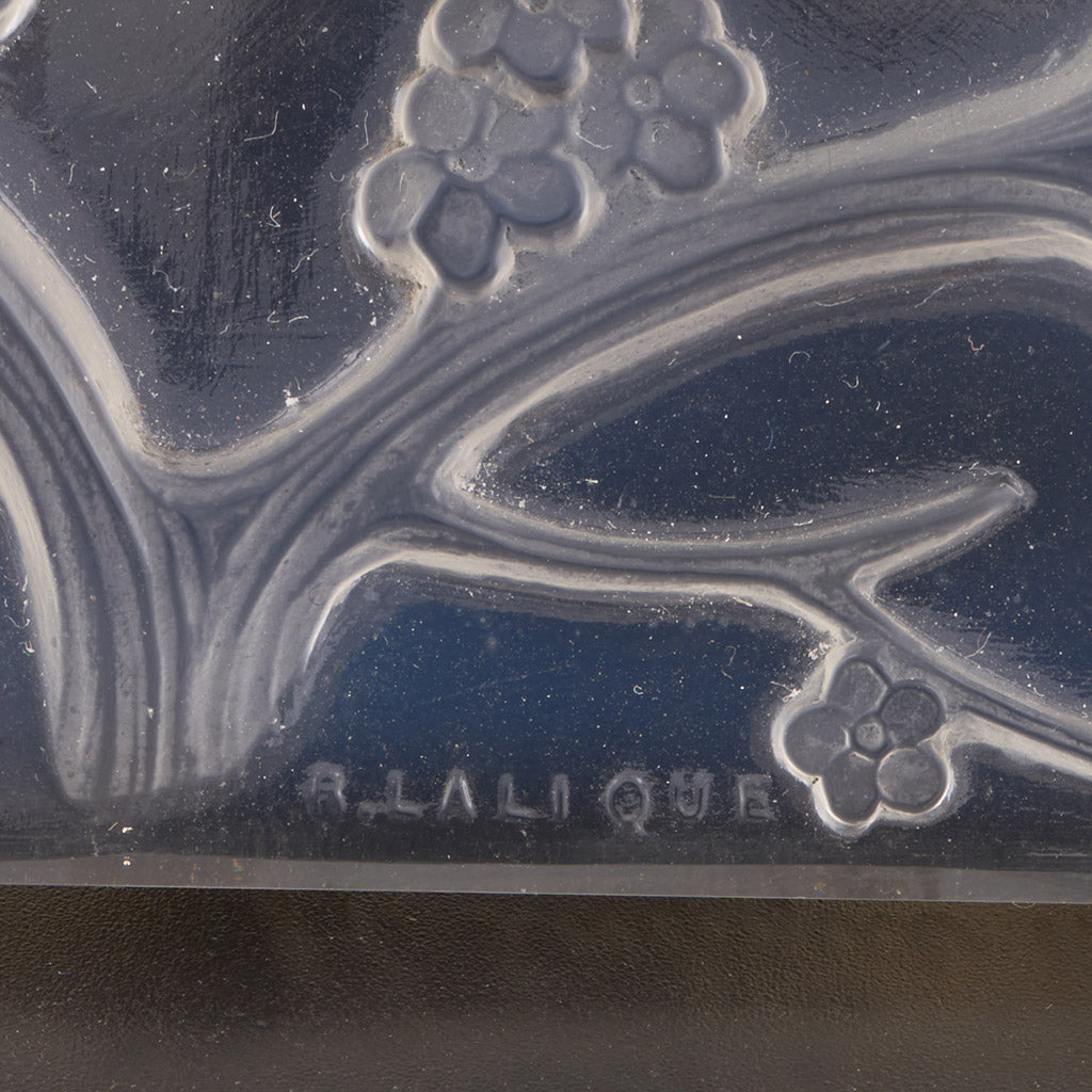 Rene Lalique Art Deco Oplalescent Glass Clock 'Inseperables' - Jeroen Markies Art Deco