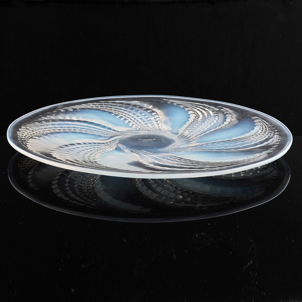 'Fleurons no.2' Opalescent Glass Plate by Rene Lalique - Jeroen Markies Art Deco