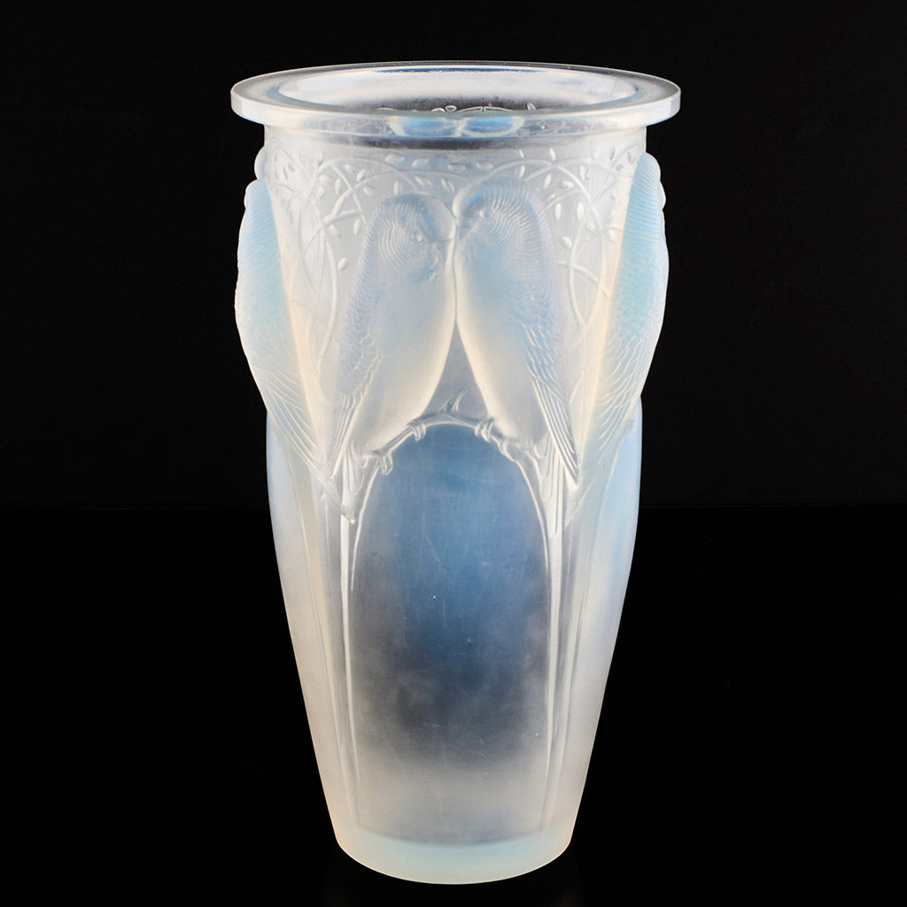 'Ceylan' Rene Lalique Original Opalescent Glass Vase - Jeroen Markies Art Deco