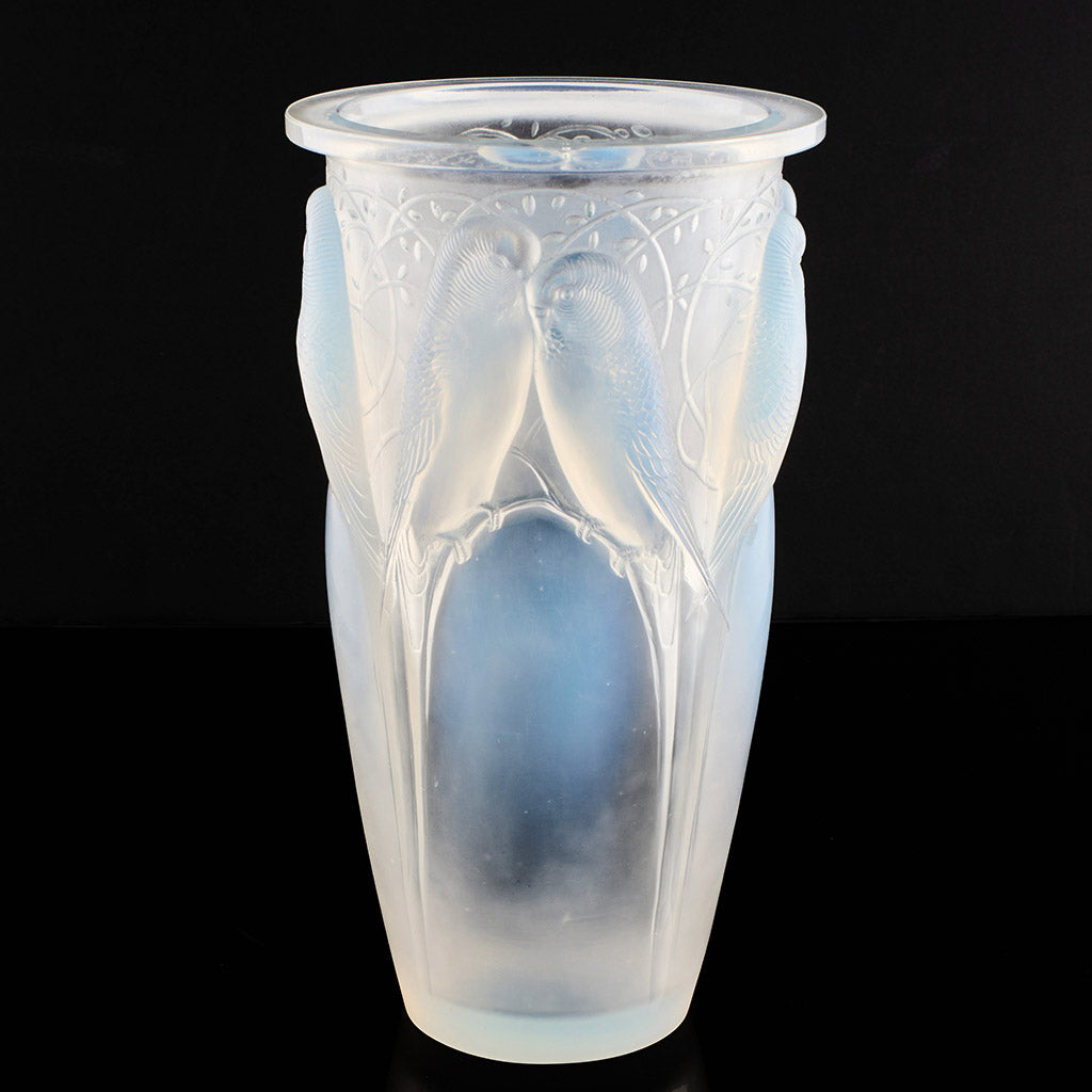 'Ceylan' Rene Lalique Original Opalescent Glass Vase - Jeroen Markies Art Deco