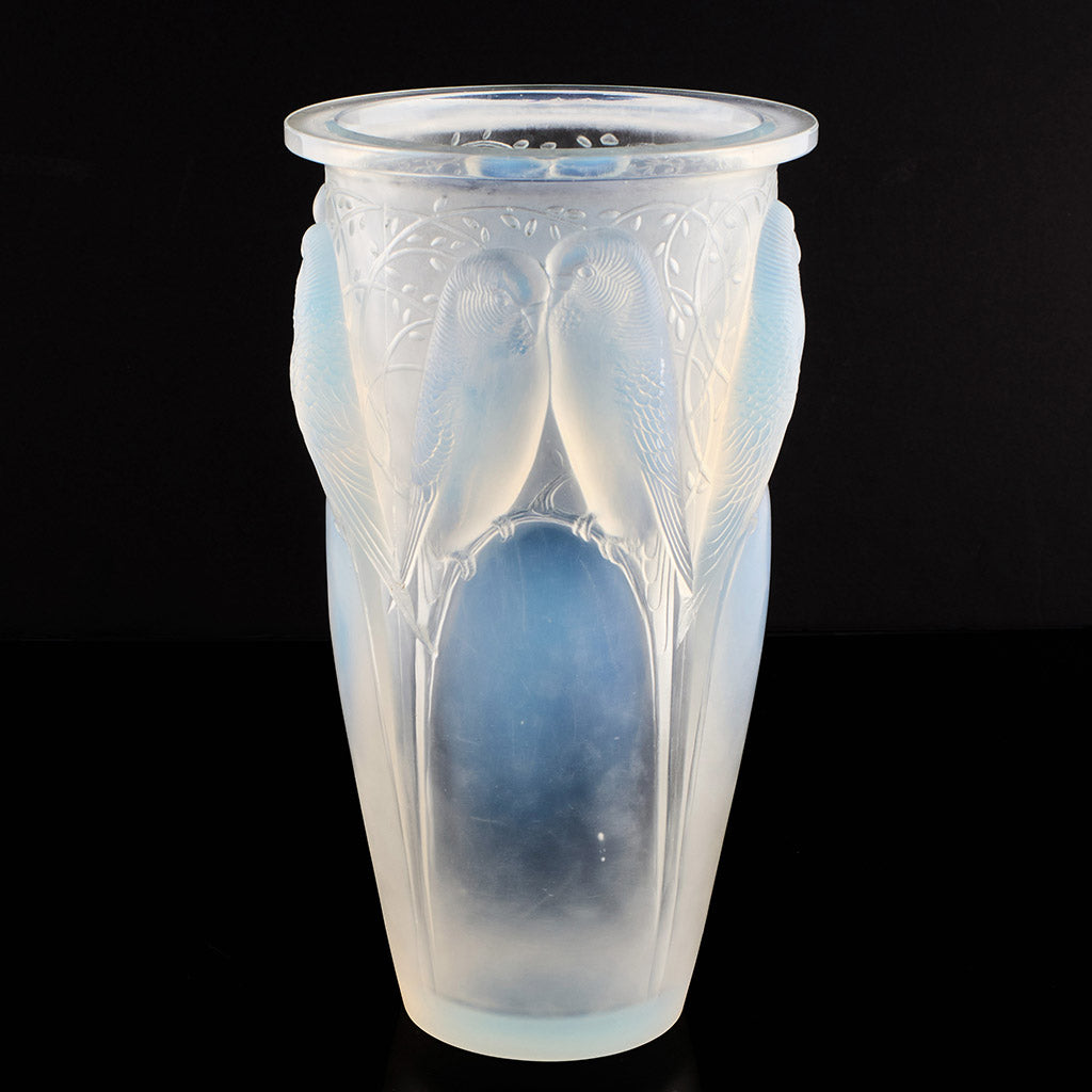 'Ceylan' Rene Lalique Original Opalescent Glass Vase - Jeroen Markies Art Deco