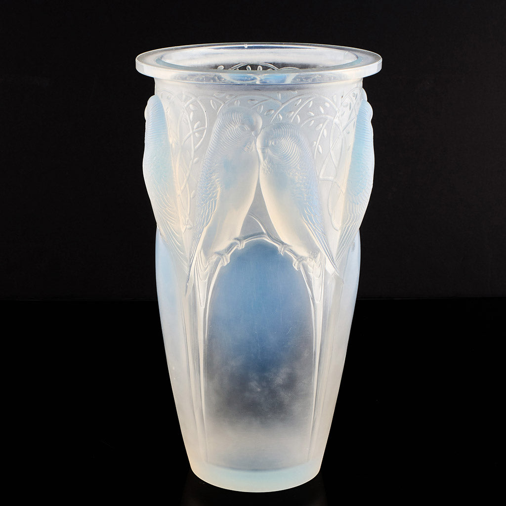 'Ceylan' Rene Lalique Original Opalescent Glass Vase - Jeroen Markies Art Deco