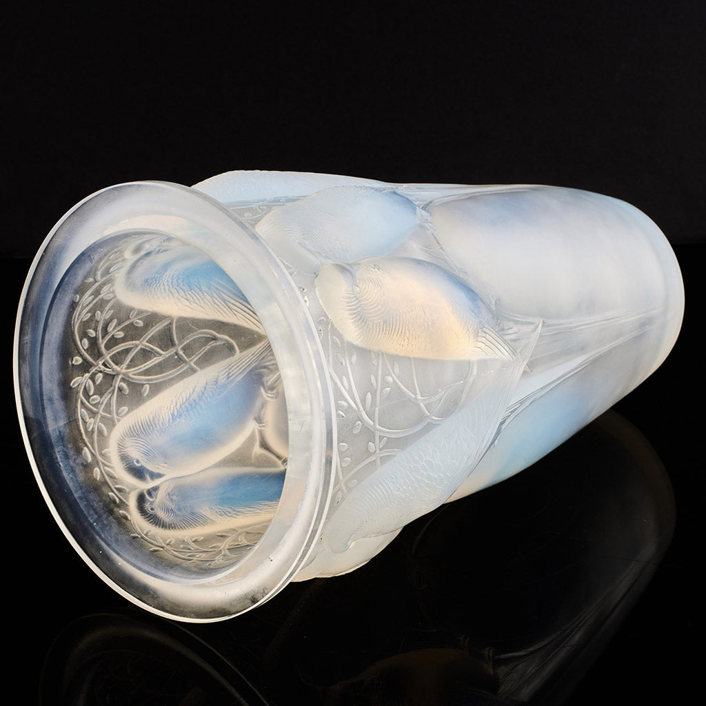 'Ceylan' Rene Lalique Original Opalescent Glass Vase - Jeroen Markies Art Deco