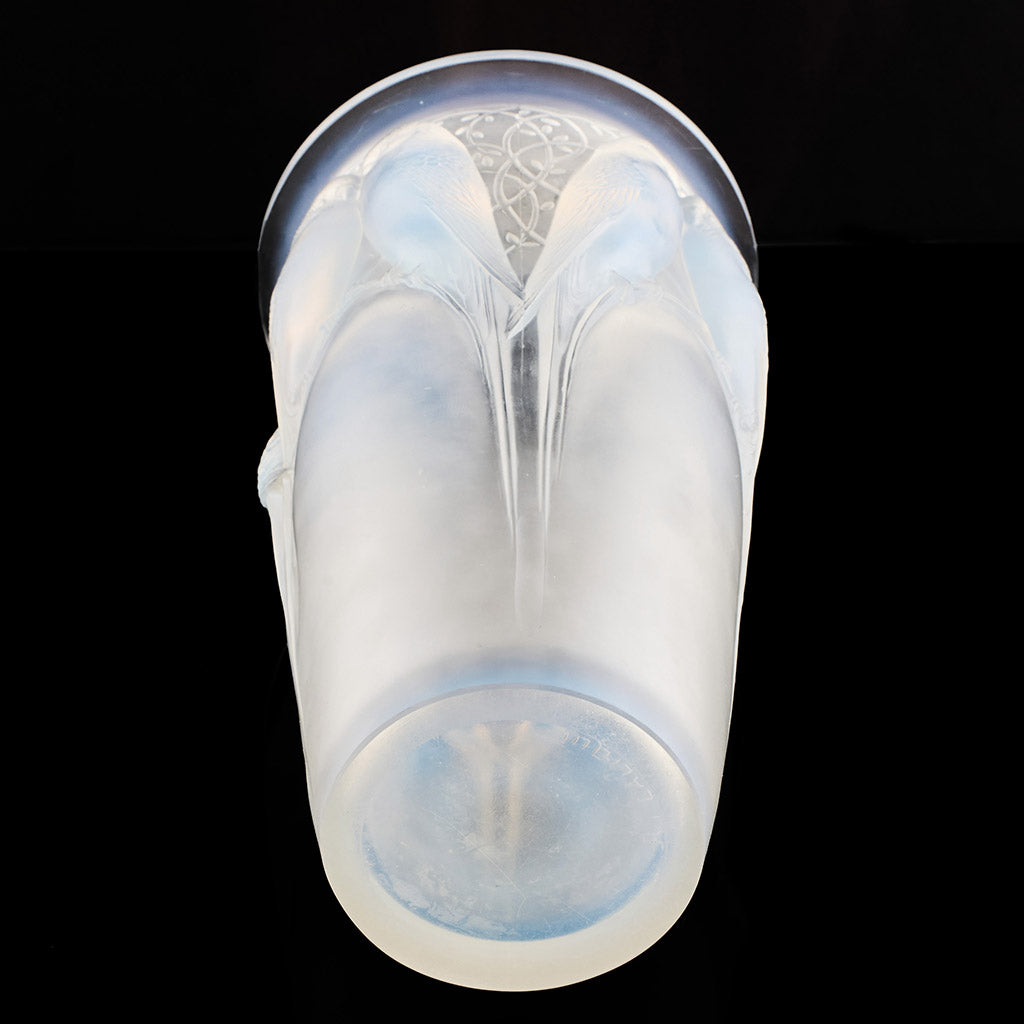 'Ceylan' Rene Lalique Original Opalescent Glass Vase - Jeroen Markies Art Deco