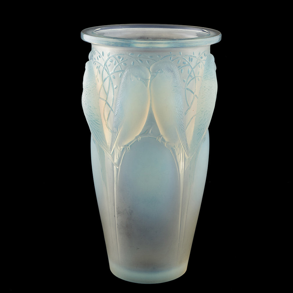 'Ceylan' Rene Lalique Opalescent Glass Vase - Jeroen Markies Art Deco