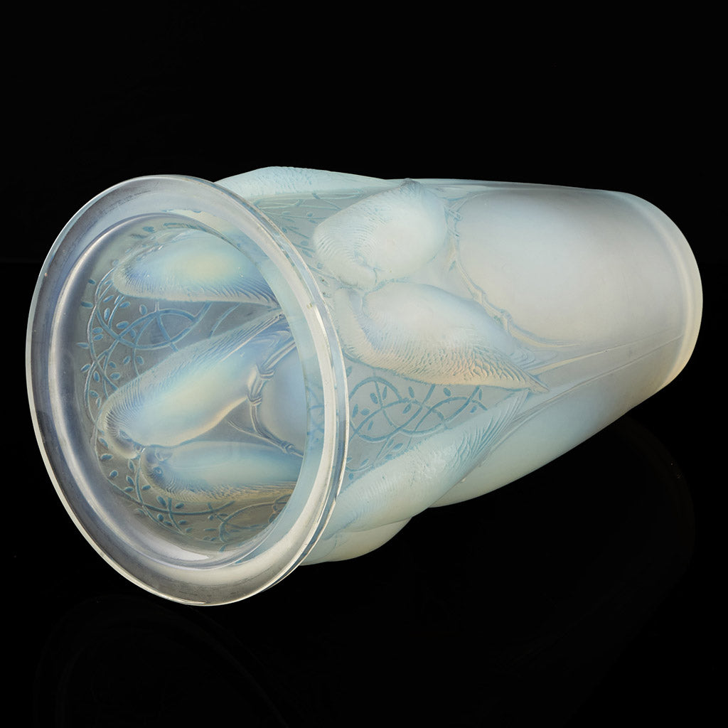 'Ceylan' Rene Lalique Opalescent Glass Vase - Jeroen Markies Art Deco