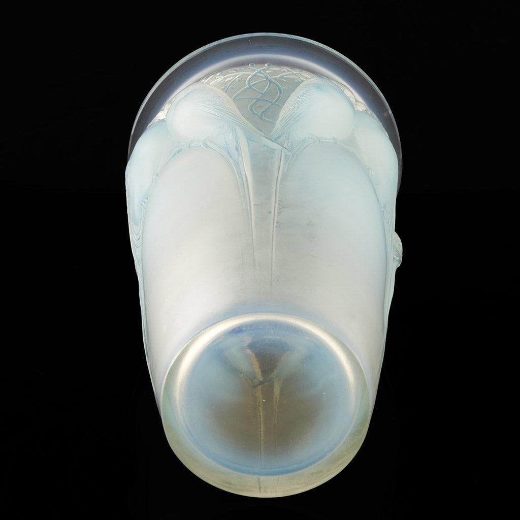 'Ceylan' Rene Lalique Opalescent Glass Vase - Jeroen Markies Art Deco