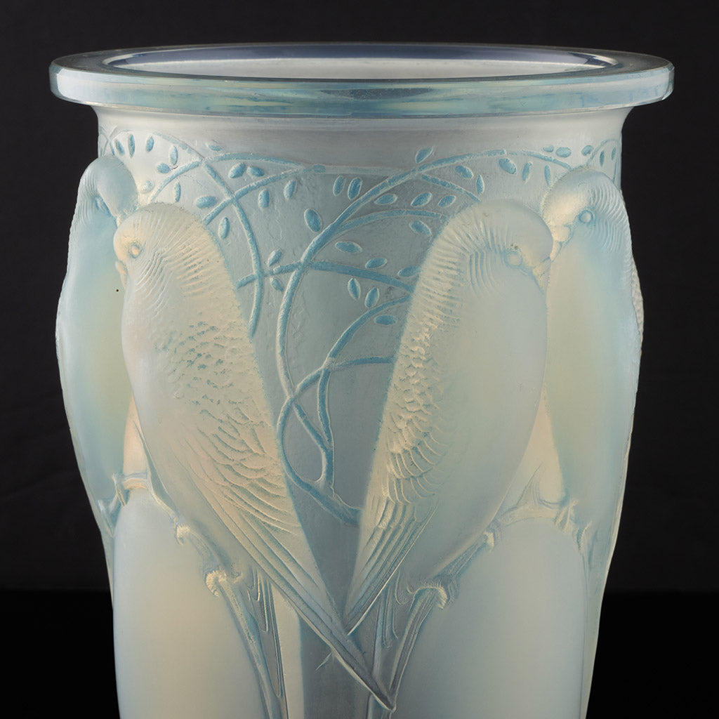 'Ceylan' Rene Lalique Opalescent Glass Vase - Jeroen Markies Art Deco