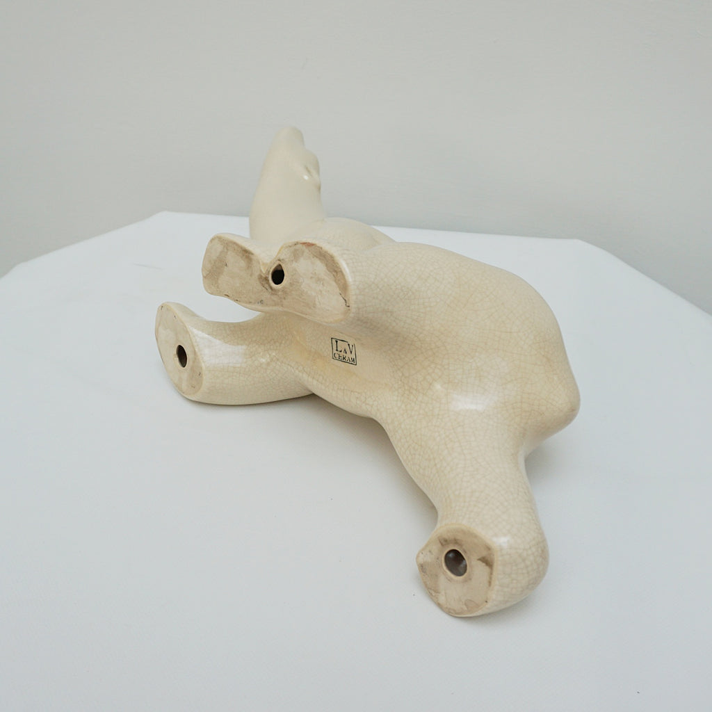 Striding Polar Bear - Jeroen Markies Art Deco