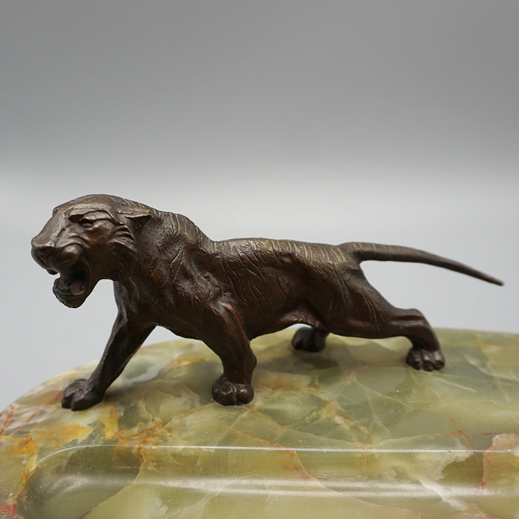 Art Deco Pin Tray with Bronze Prowling Tiger Over an Onyx Base - Jeroen Markies Art Deco