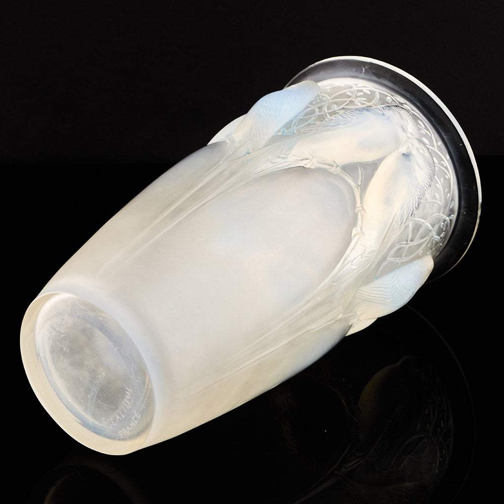 Ceylan an Opalescent Glass Vase by Rene Lalique - Jeroen Markies Art Deco