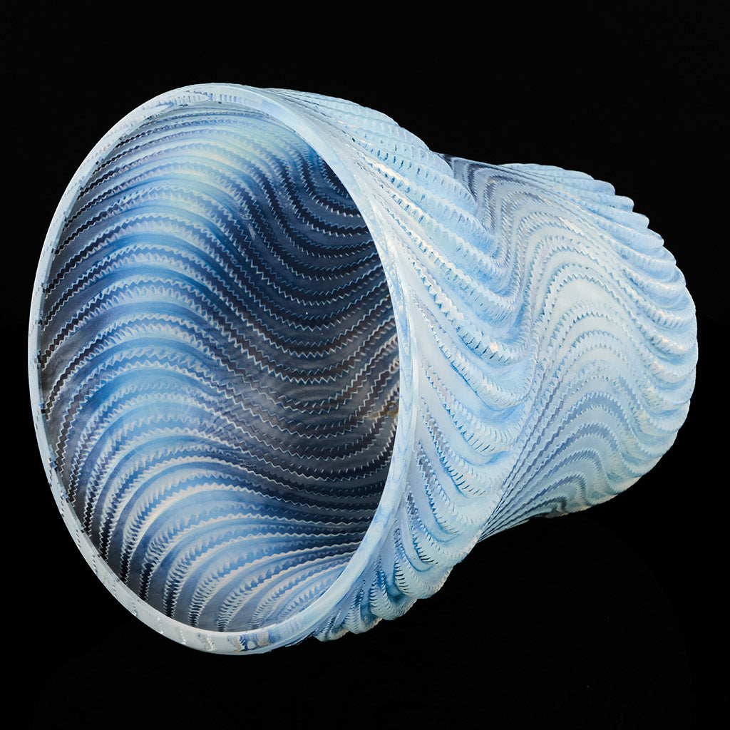Actinia An Opalescent Glass Vase by Rene Lalique - Jeroen Markies Art Deco