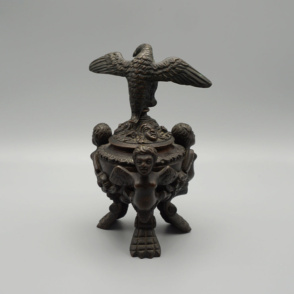 Napoleon III Bronze Inkwell Encrier with Eagle and Winged Cherubs - Jeroen Markies Art Deco