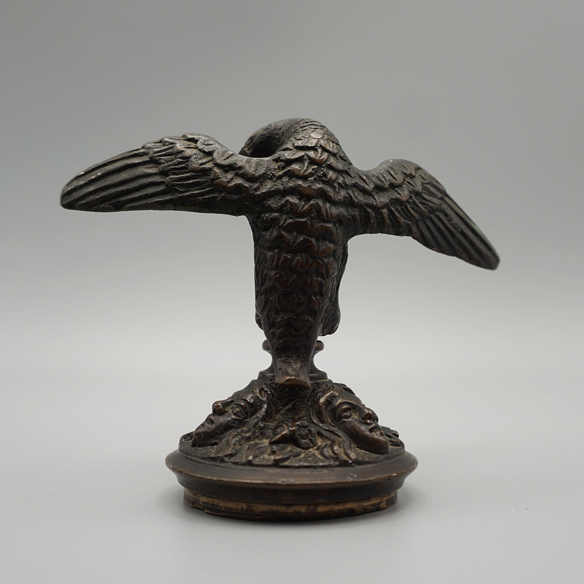 Napoleon III Bronze Inkwell Encrier with Eagle and Winged Cherubs - Jeroen Markies Art Deco